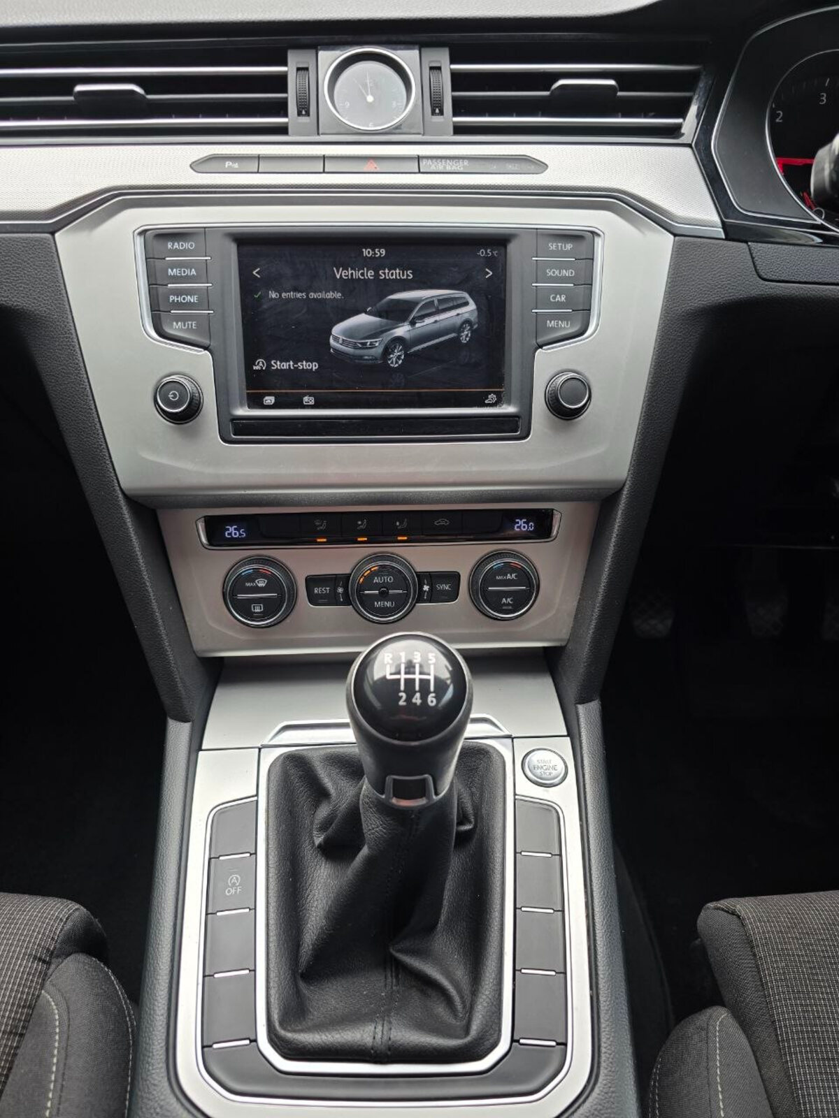 2015 Volkswagen Passat 1.6 TDI Comfortline - Image 13