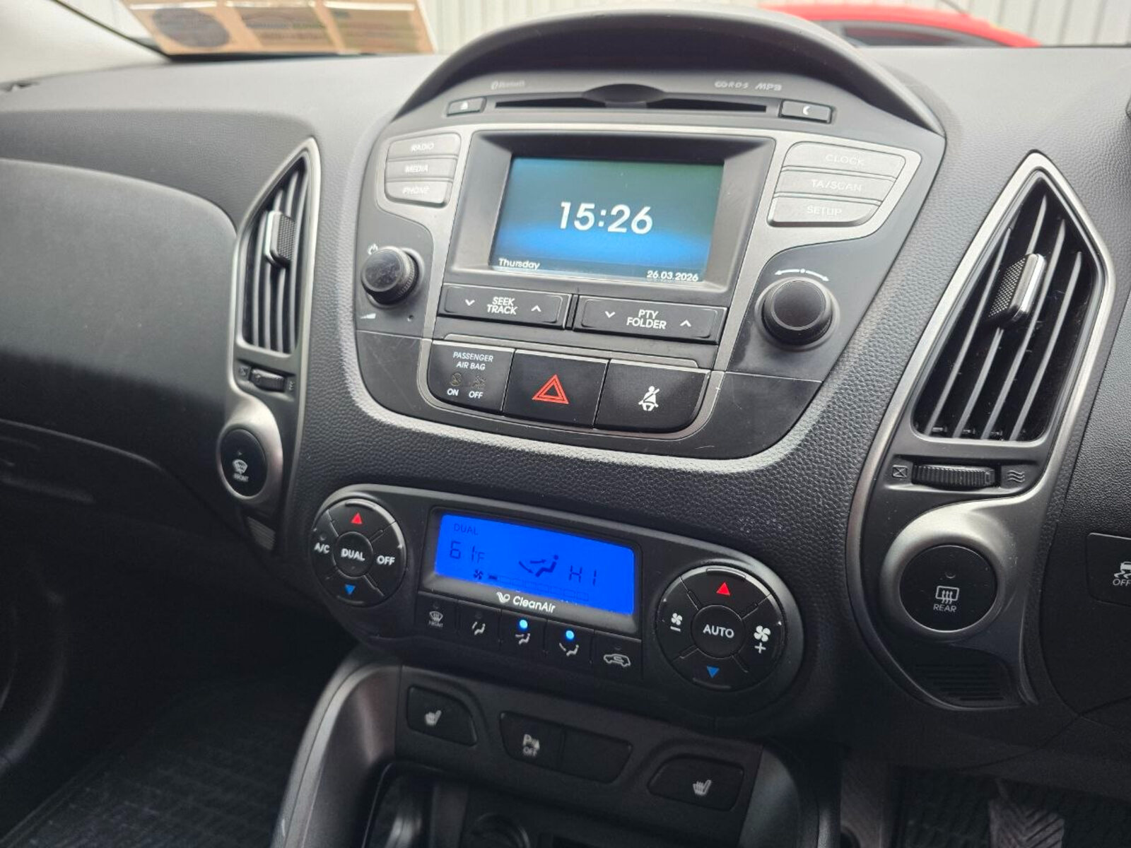 2014 Hyundai ix35 1.7 Diesel Executive - Image 11