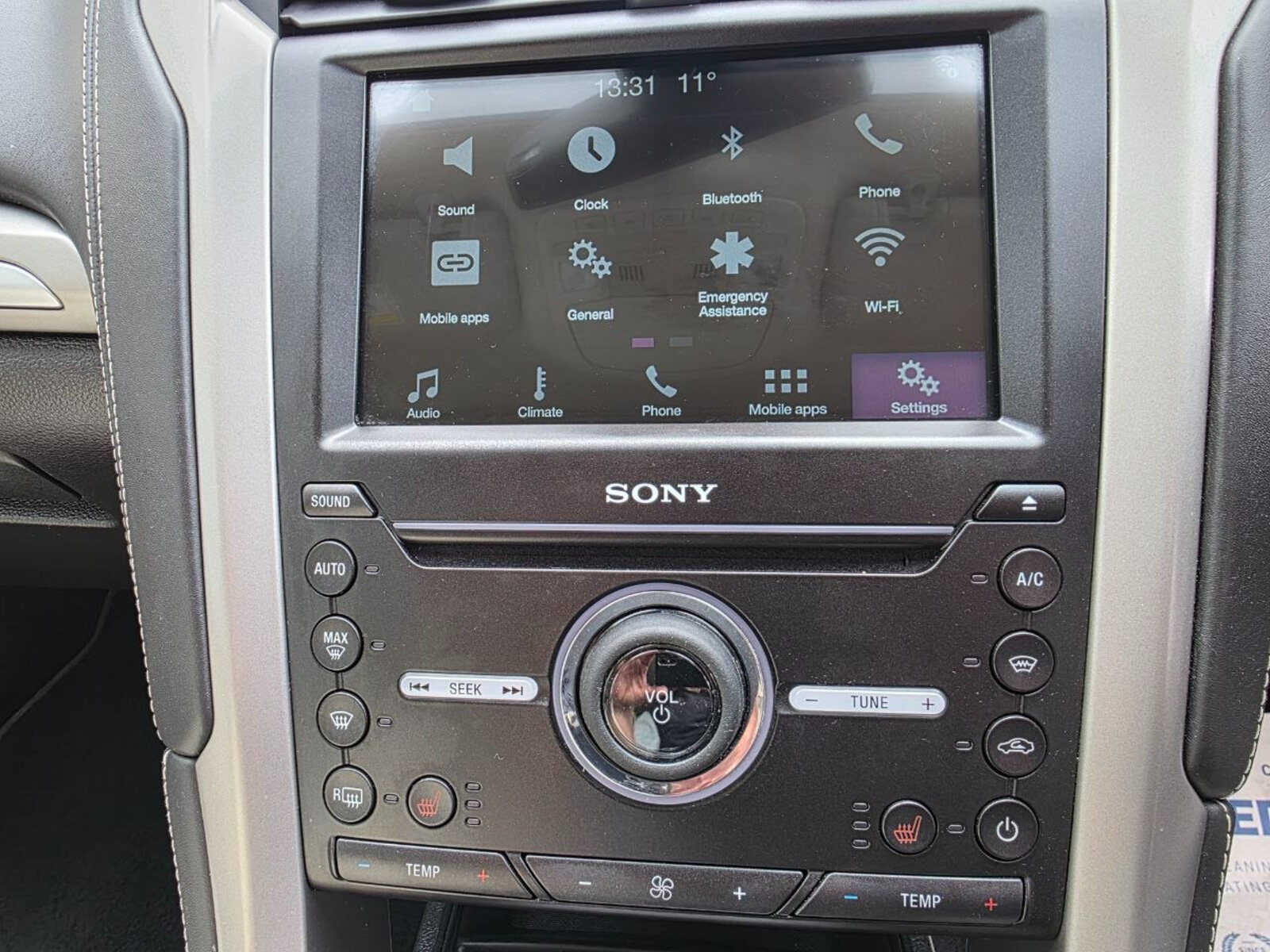 2018 Ford Mondeo Vignale 2.0 AWD - Image 13