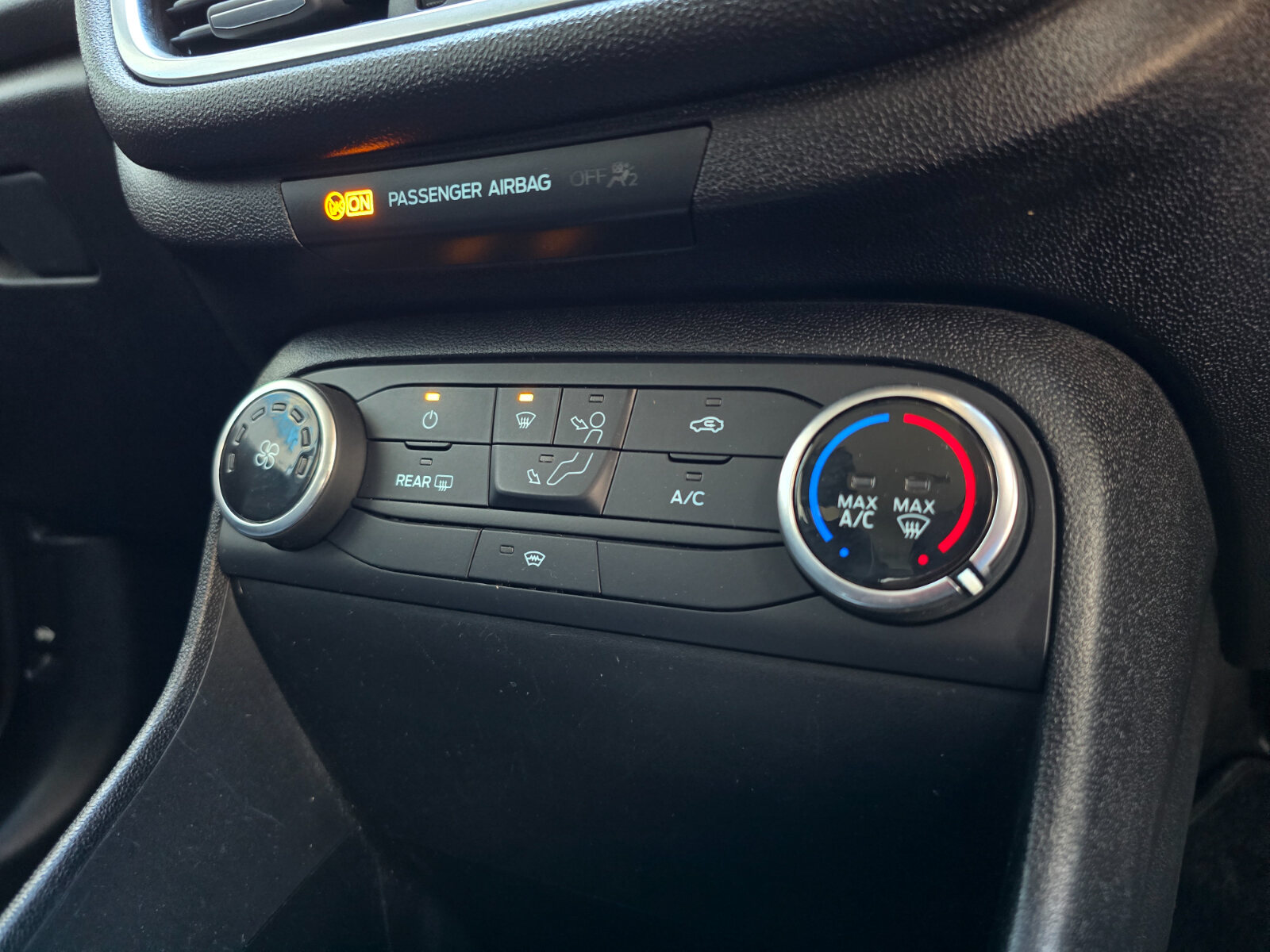 2017 Ford Fiesta 1.0 Petrol - Image 15