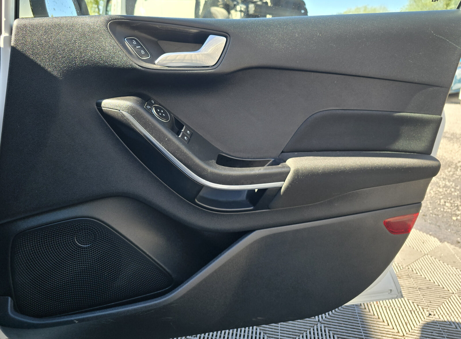 2017 Ford Fiesta 1.0 Petrol - Image 19
