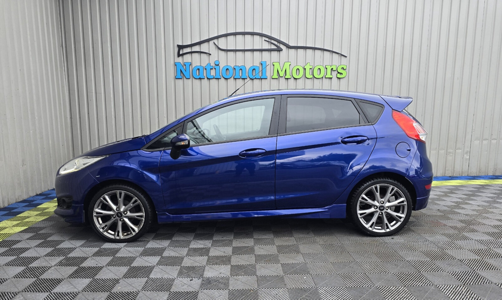 2017 Ford Fiesta ST-LINE 1.0 PETROL - Image 6