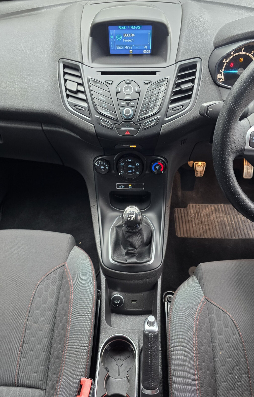 2017 Ford Fiesta ST-LINE 1.0 PETROL - Image 13