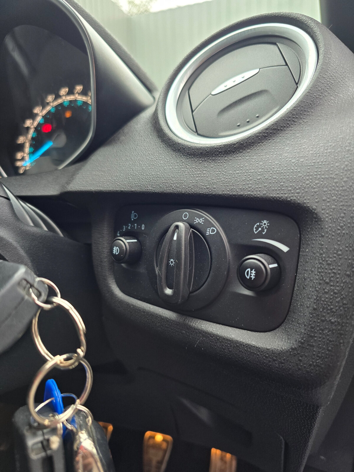 2017 Ford Fiesta ST-LINE 1.0 PETROL - Image 18