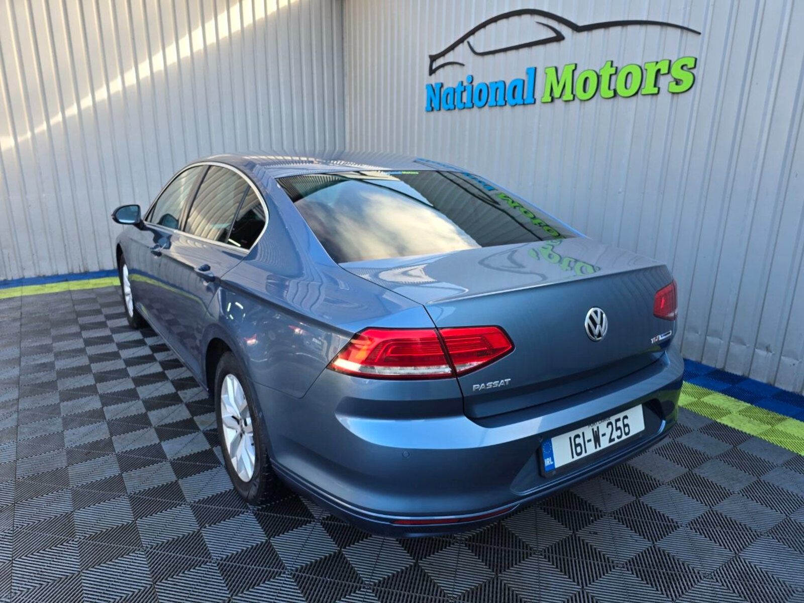 2016 Volkswagen Passat 1.6 TDI Comfortline - Image 5