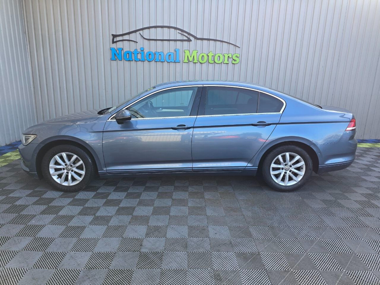 2016 Volkswagen Passat 1.6 TDI Comfortline - Image 6