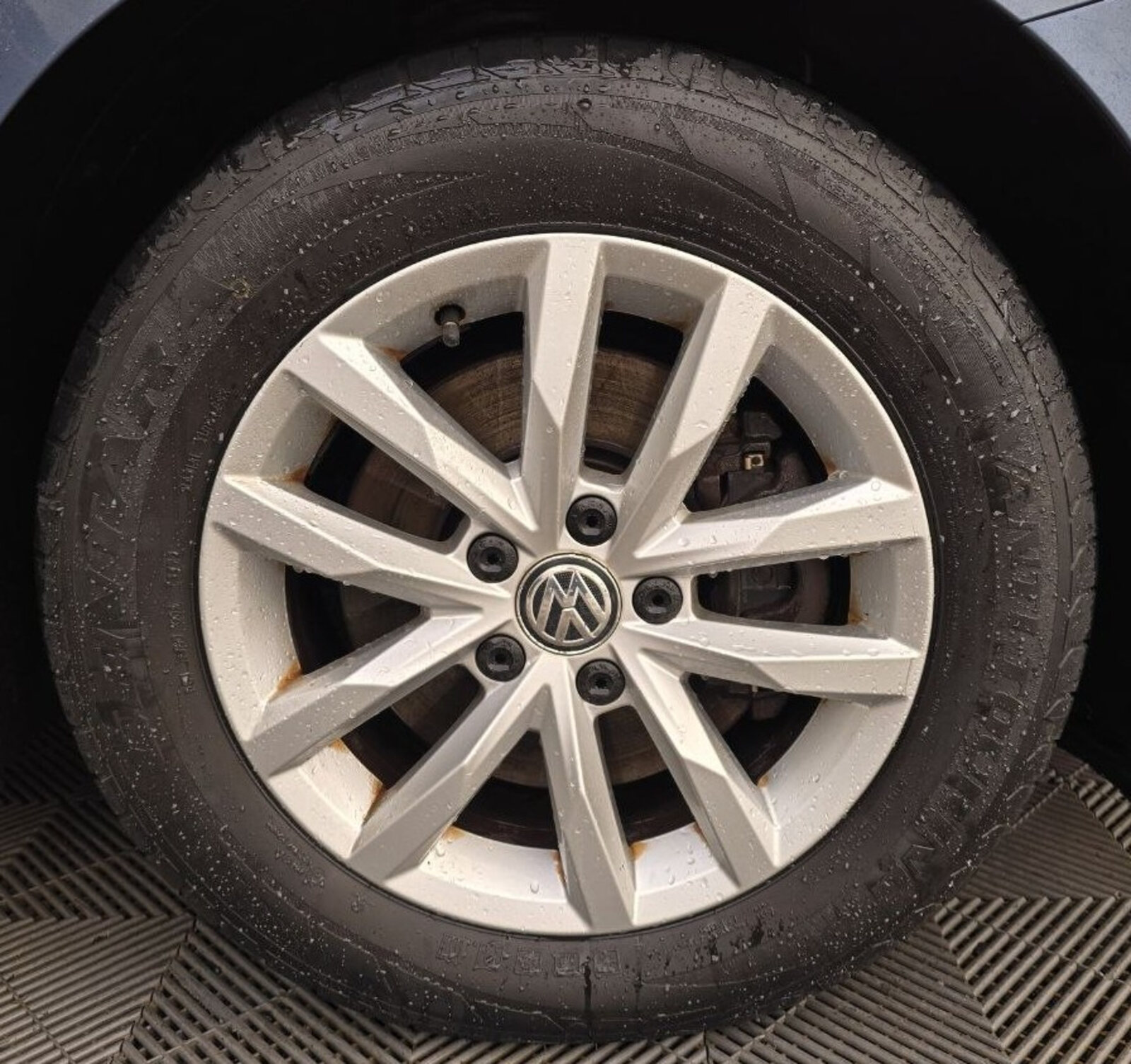 2016 Volkswagen Passat 1.6 TDI Comfortline - Image 9