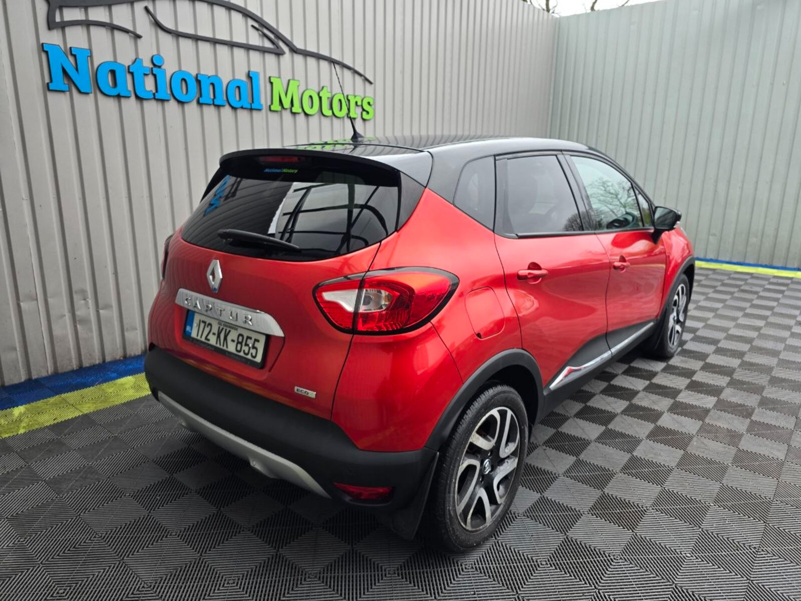 2017 Renault Captur dCi SIGNATURE X NAV - Image 3