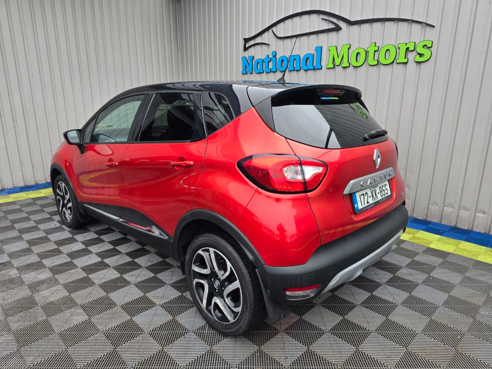 2017 Renault Captur dCi SIGNATURE X NAV - Image 5