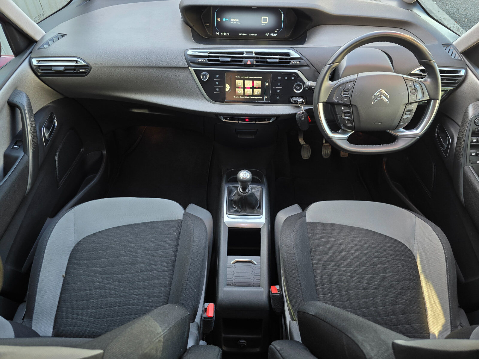 2014 Citroen C4 1.6 e-HDi Exclusive 7 Seater - Image 12