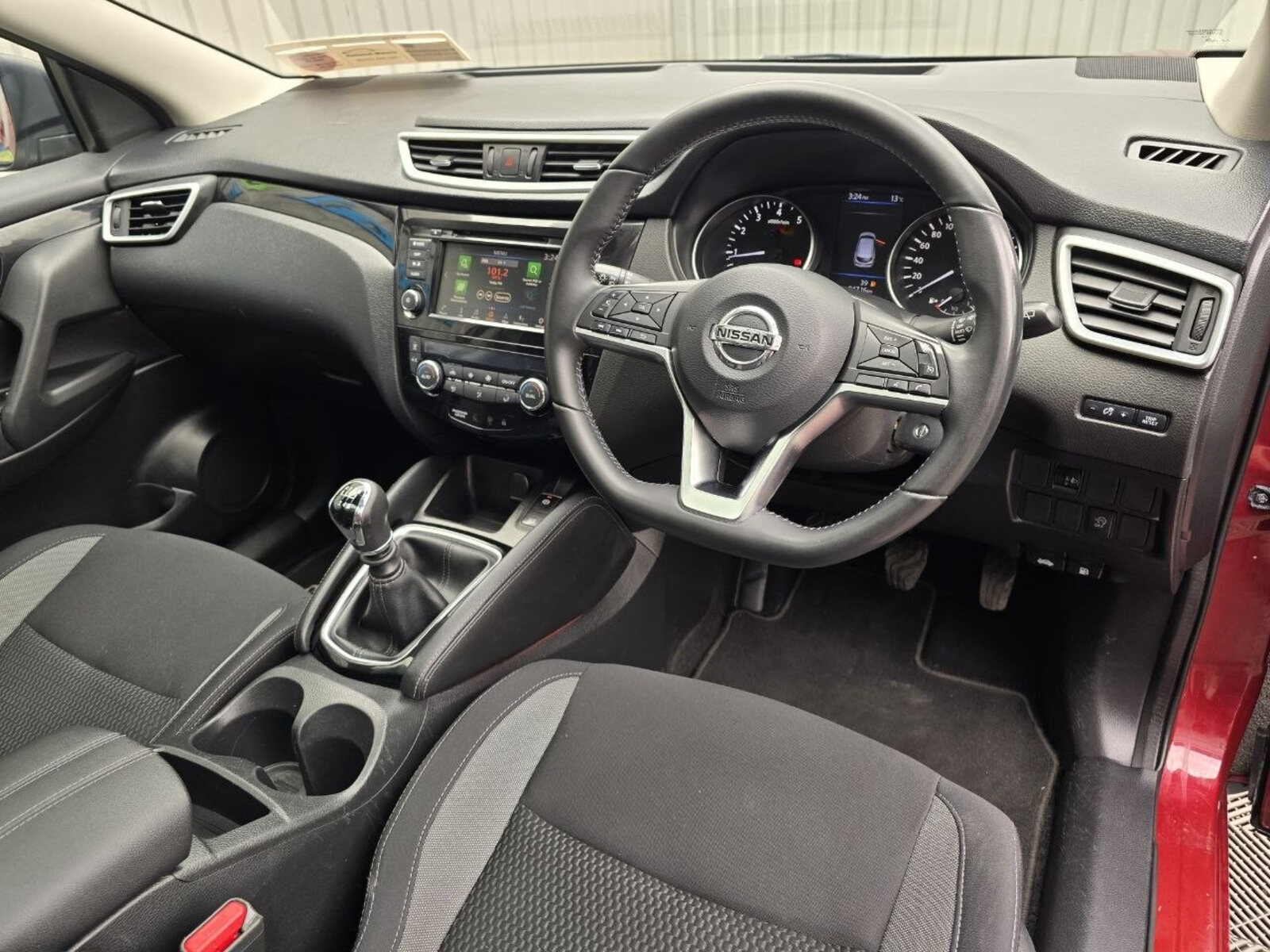 2019 Nissan Qashqai 1.3 PET SV - Image 11