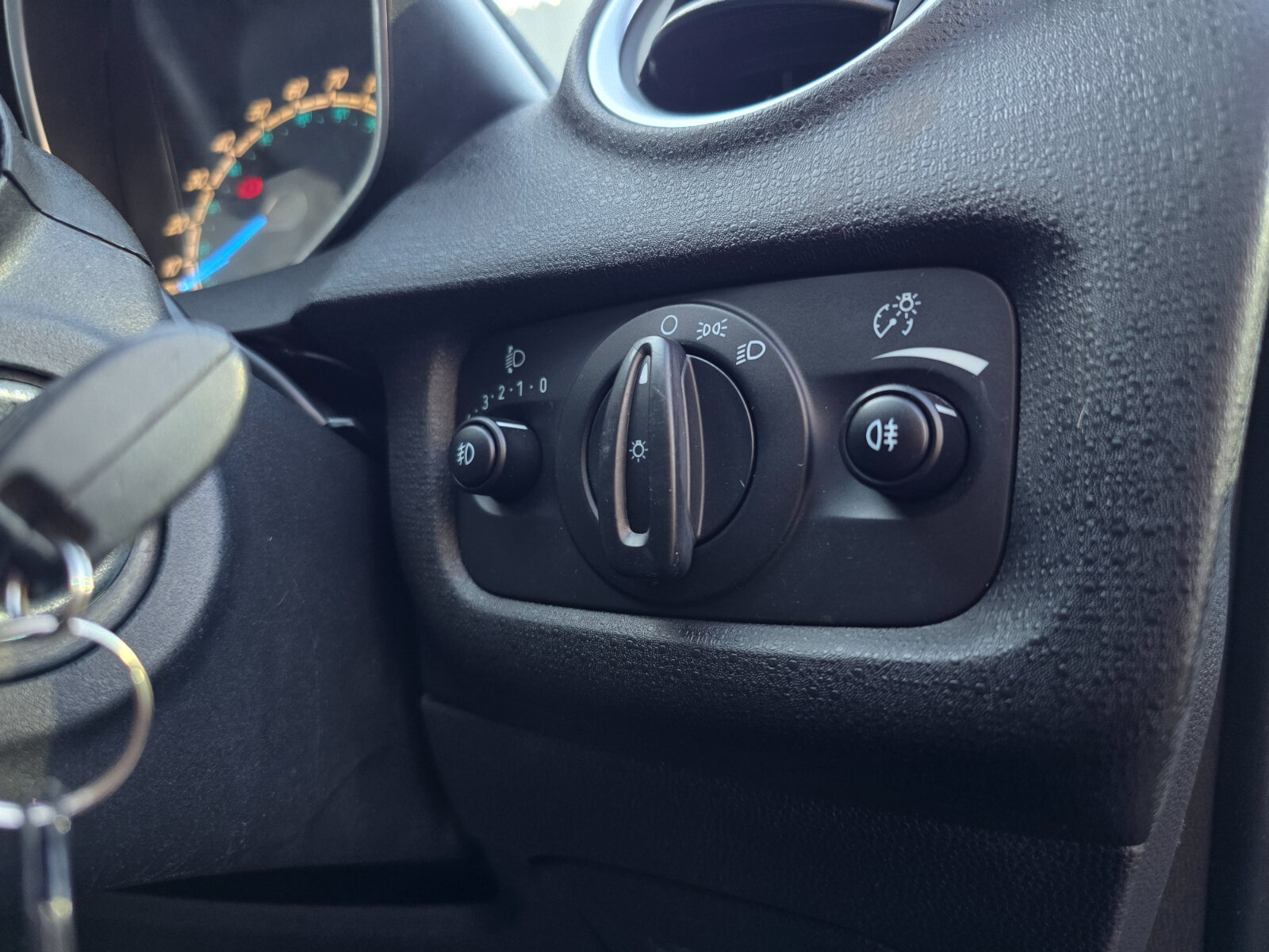 2013 Ford Fiesta ZETEC-S 1.0 Petrol - Image 18