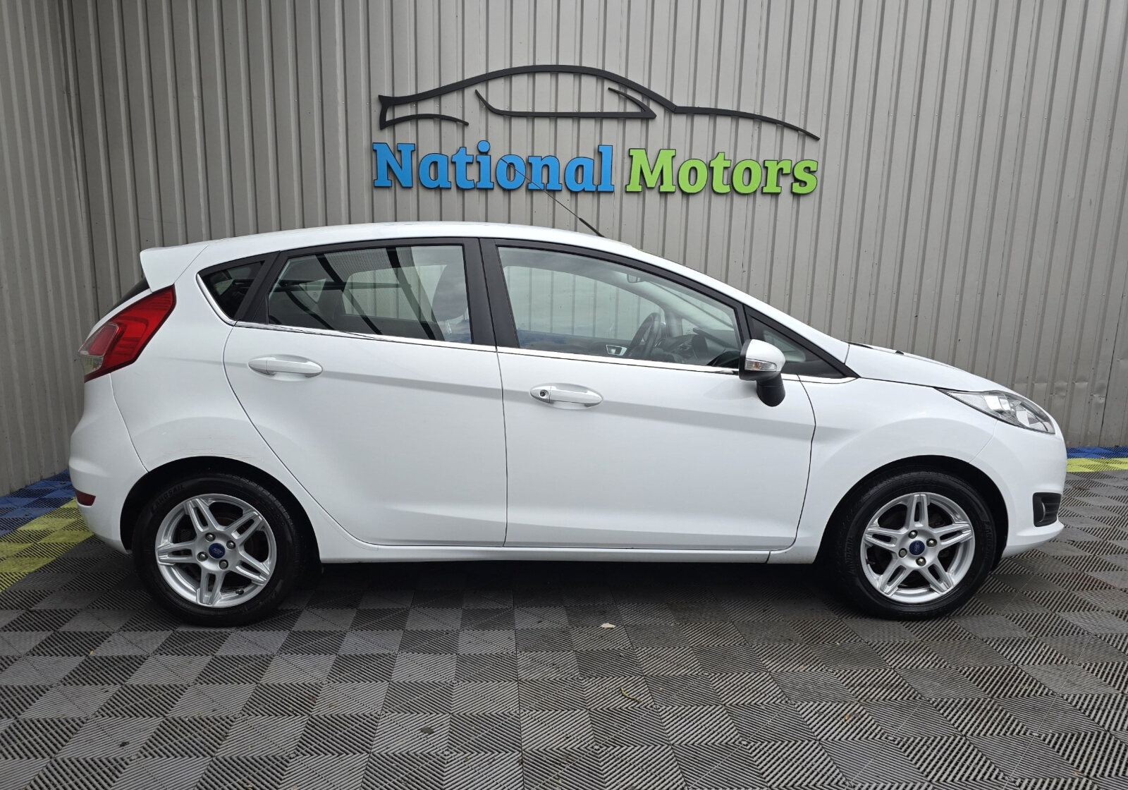 2013 Ford Fiesta 1.0 Petrol - Image 2