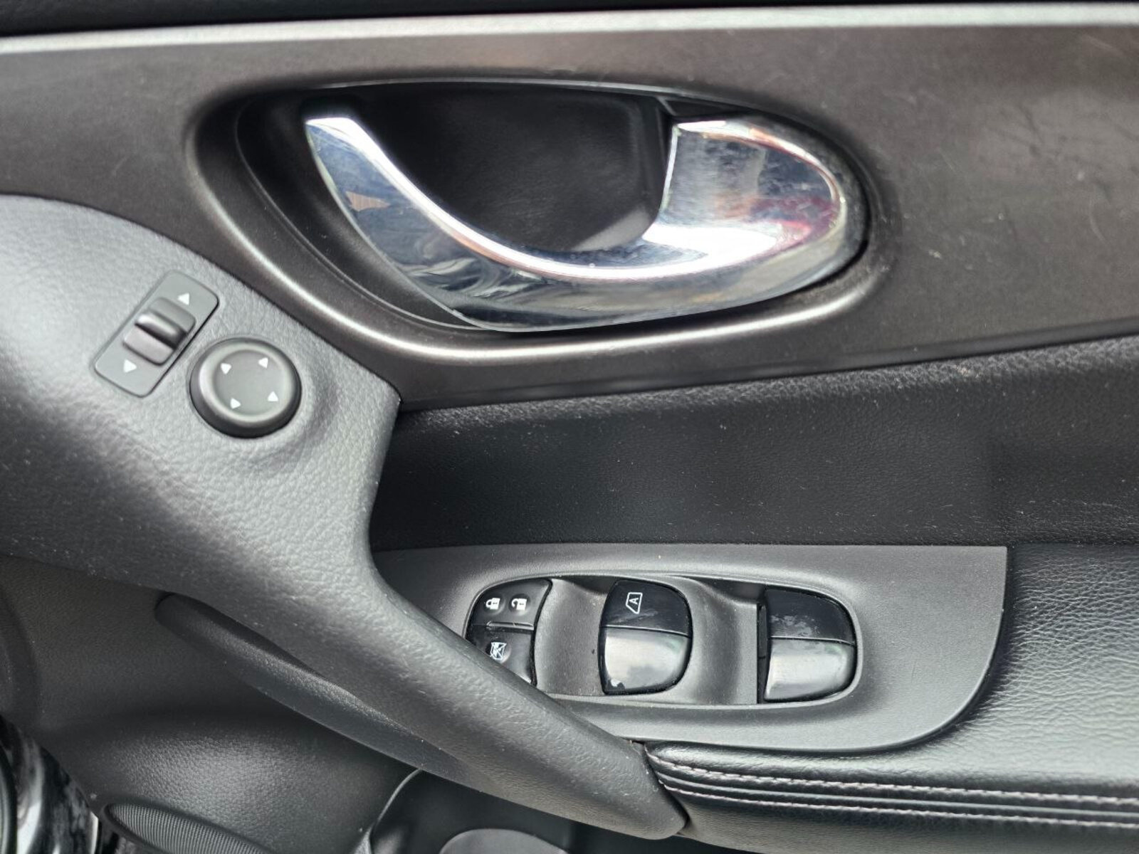 2015 Nissan X-Trail 1.6d XE 7 Seats - Image 17