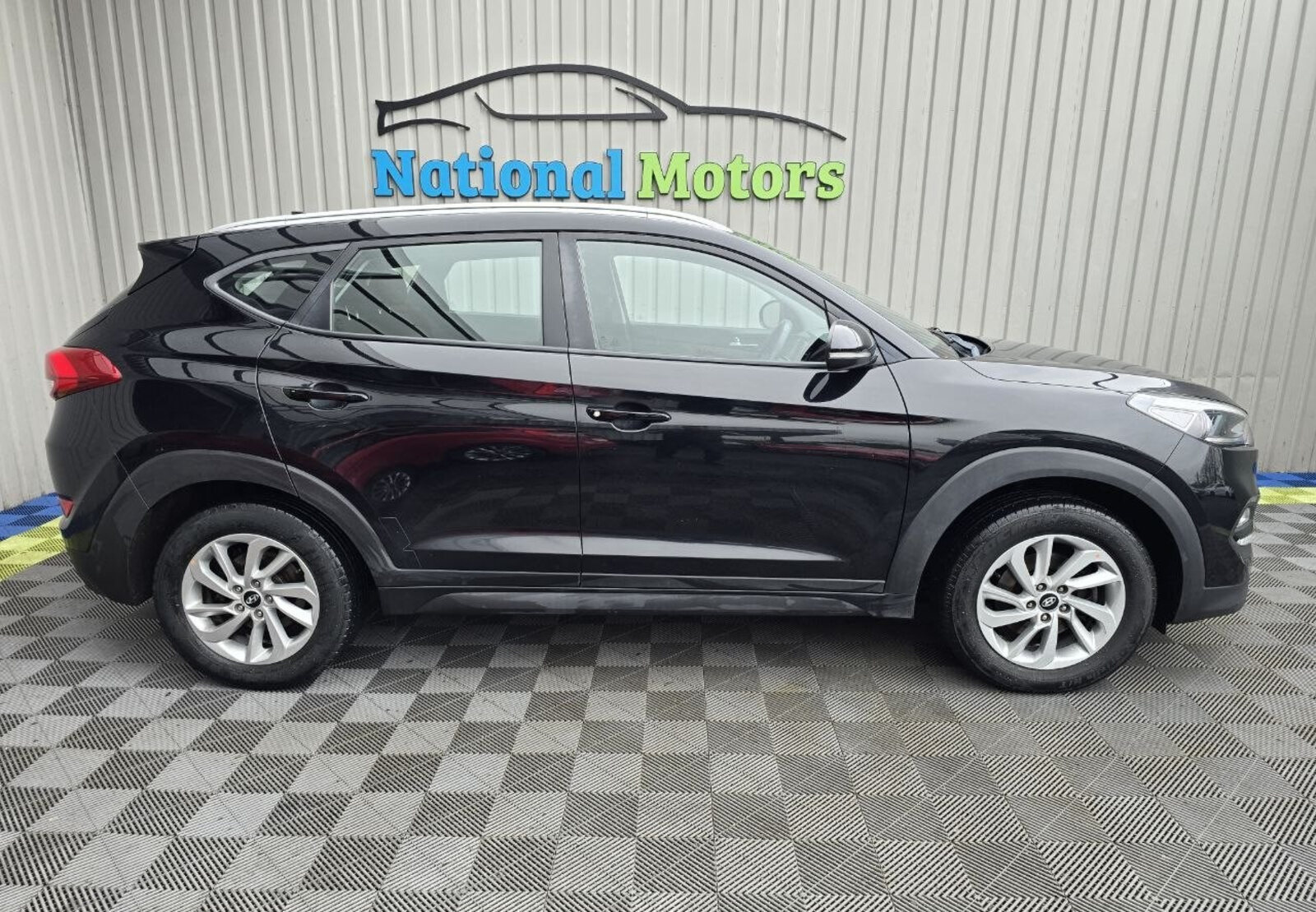 2018 Hyundai Tucson 1.7 D Executive SE - Image 2