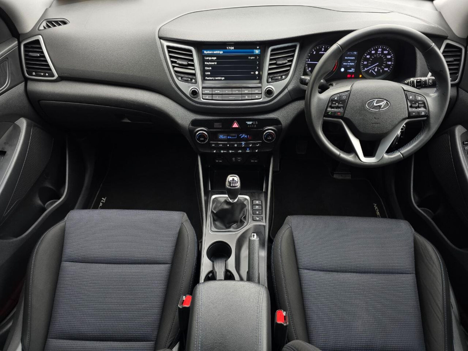 2018 Hyundai Tucson 1.7 D Executive SE - Image 12