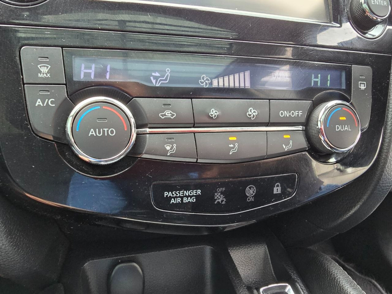 2014 Nissan Qashqai 1.6 DSL SVE 4X4 - Image 15