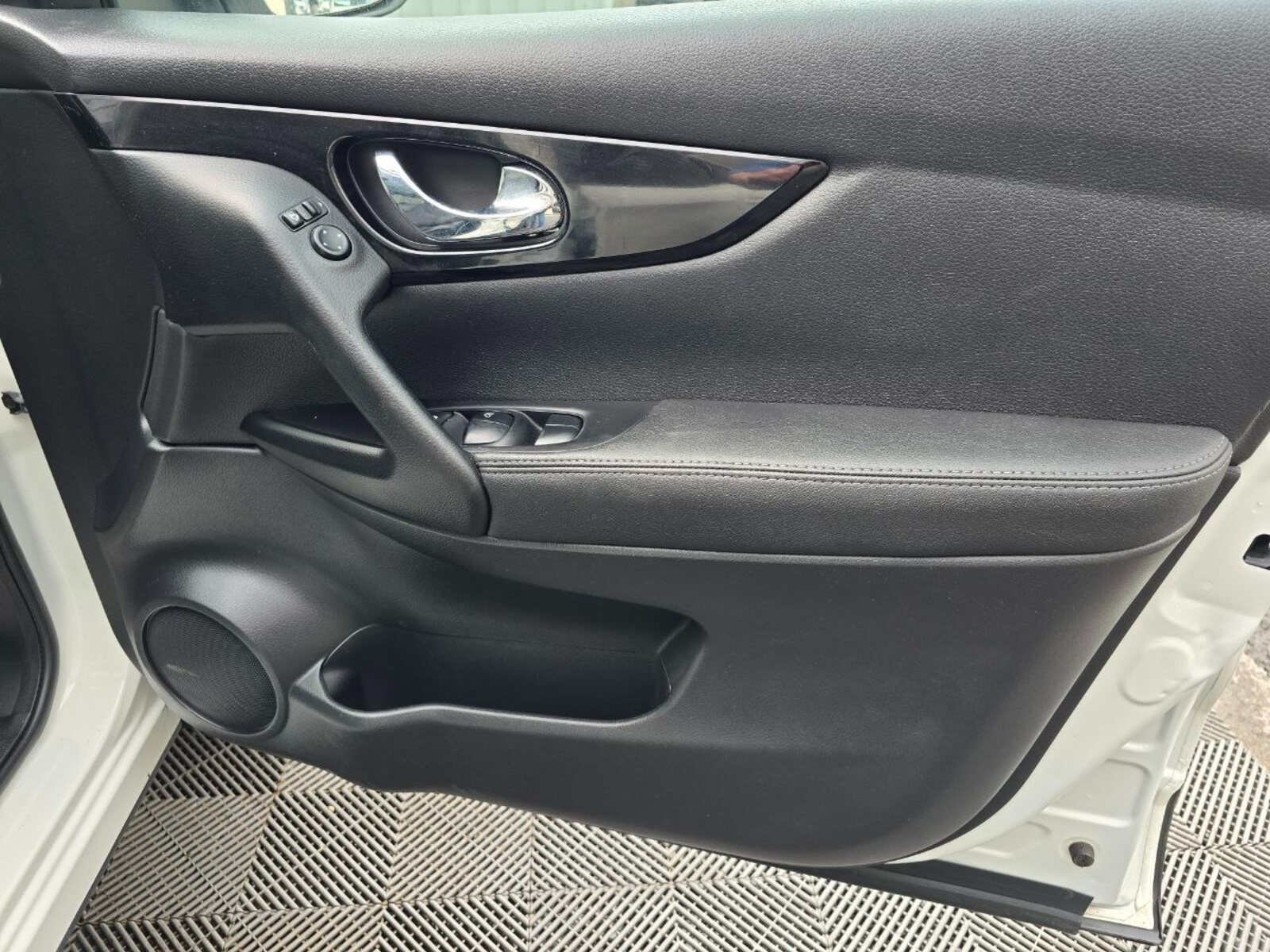2014 Nissan Qashqai 1.6 DSL SVE 4X4 - Image 18