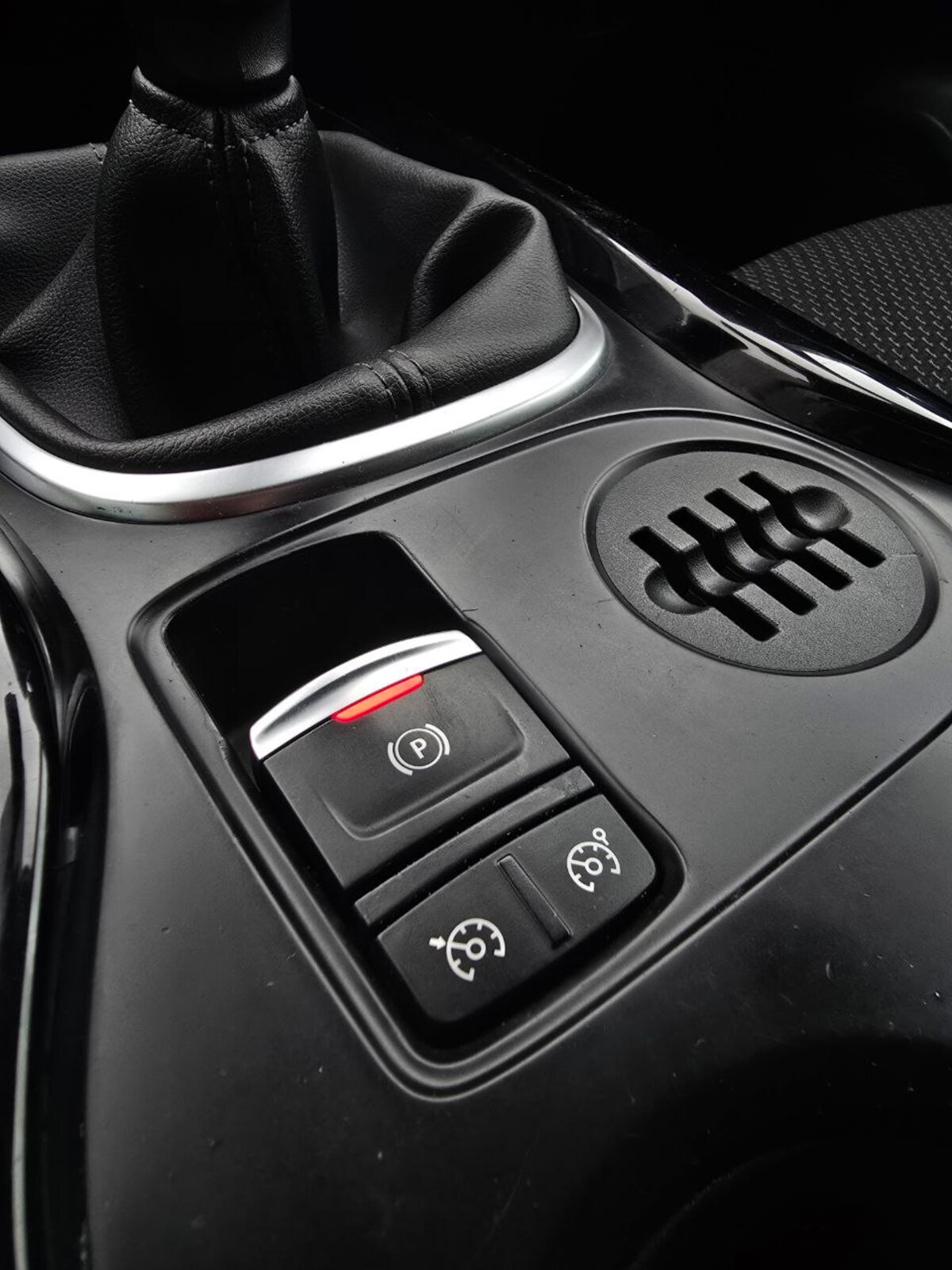 2016 Renault Kadjar 1.5 dCi ENERGY Dynamique NAV - Image 19