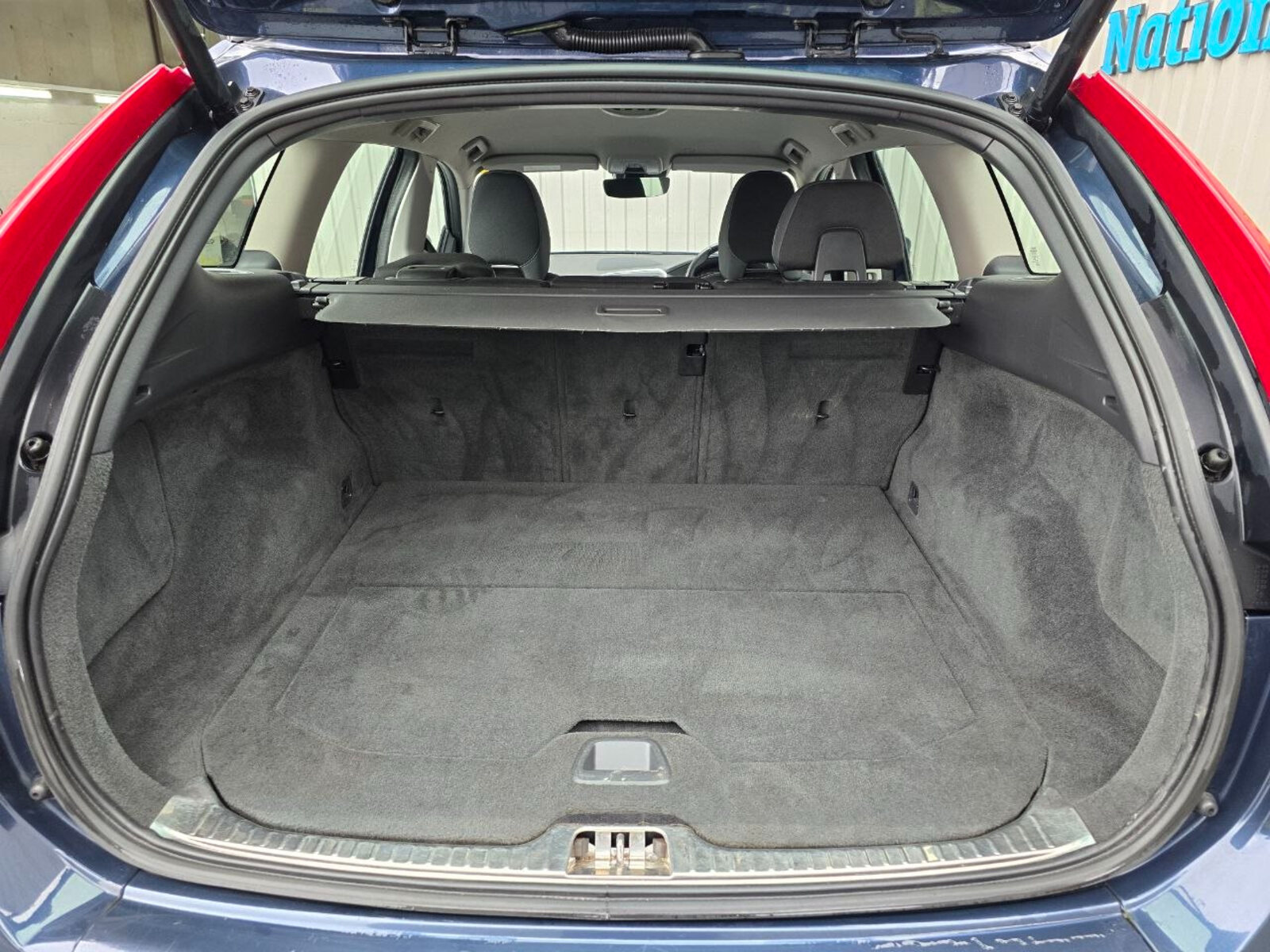 2014 Volvo XC60 2.0 D4 FWD SE - Image 20