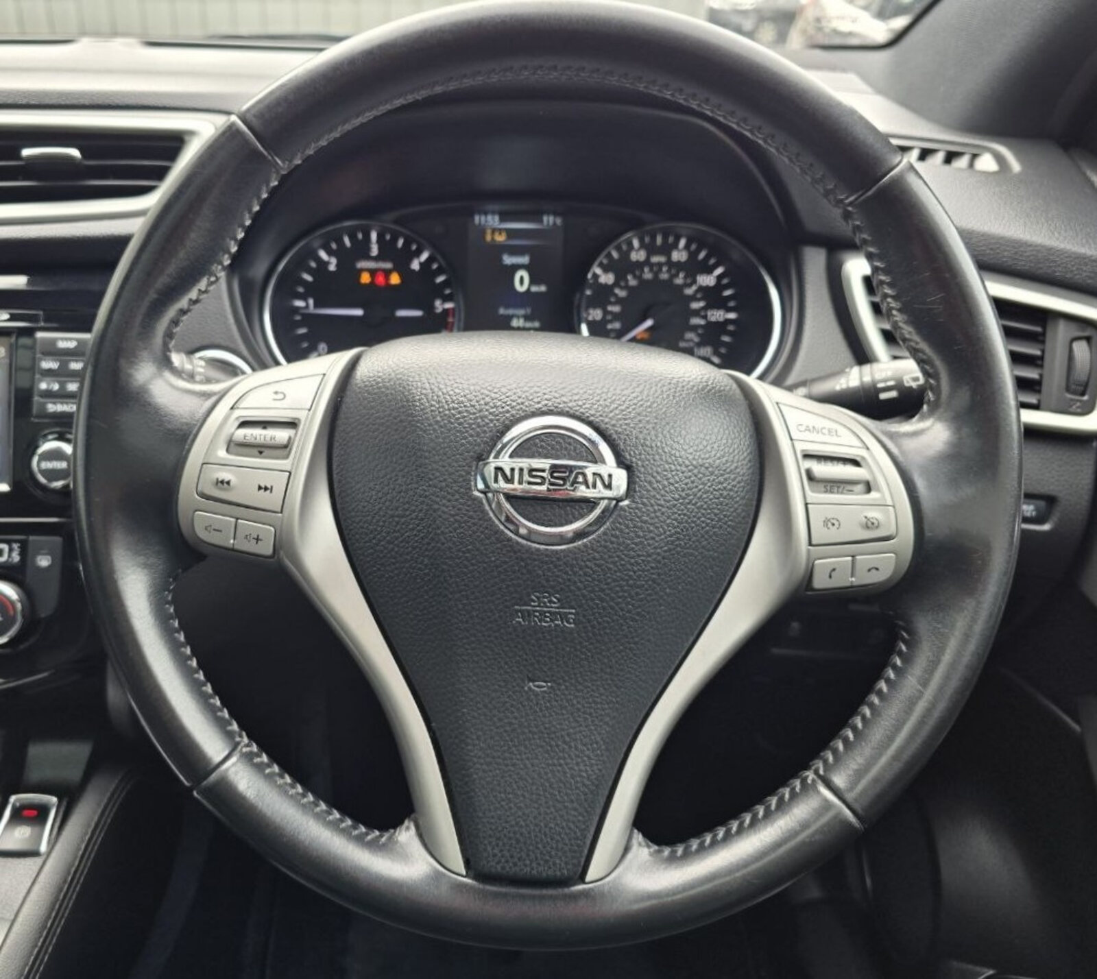 2017 Nissan Qashqai 1.5 DSL SV - Image 17
