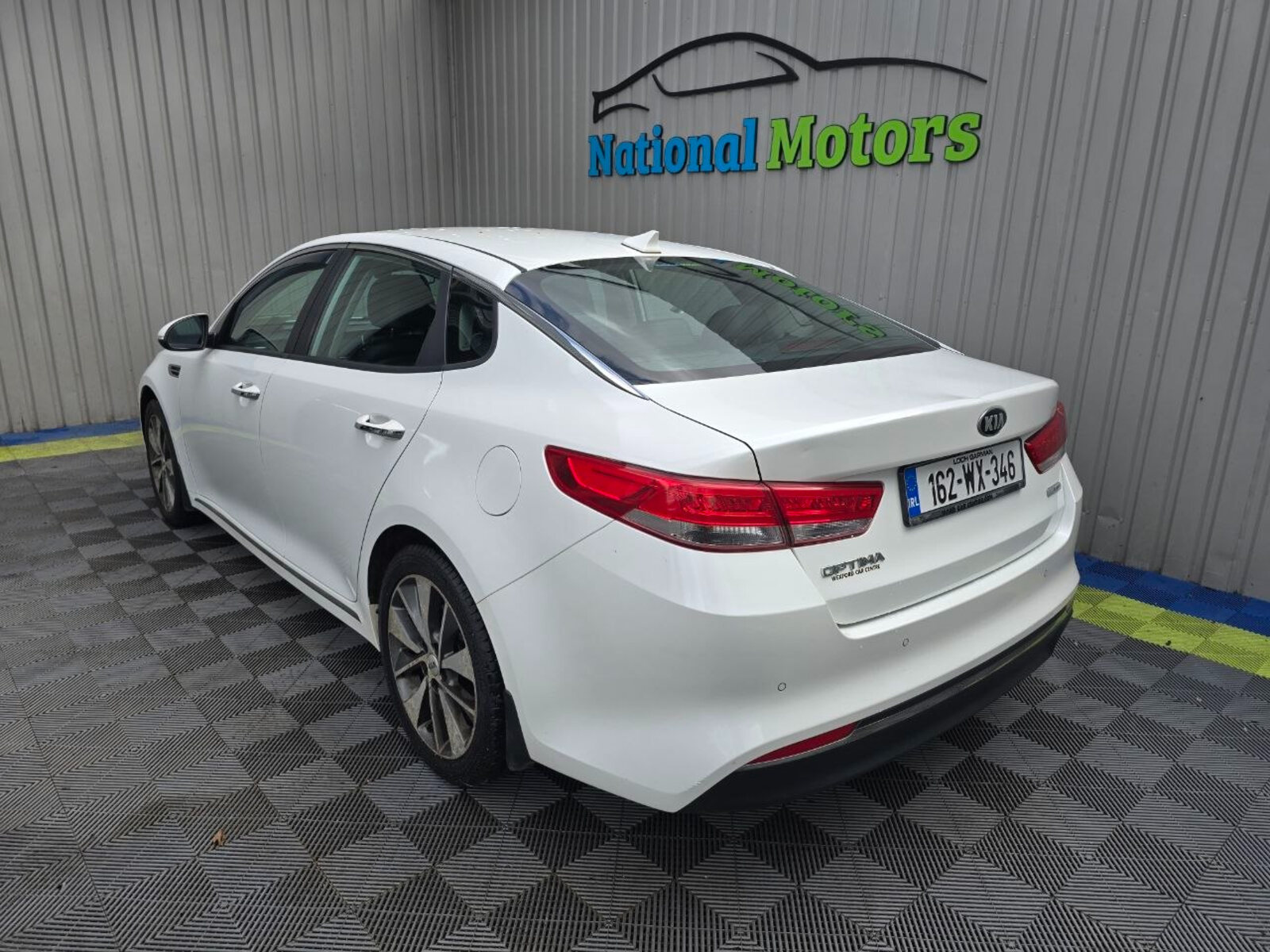 2016 Kia Optima 1.7 D Platinum - Image 5