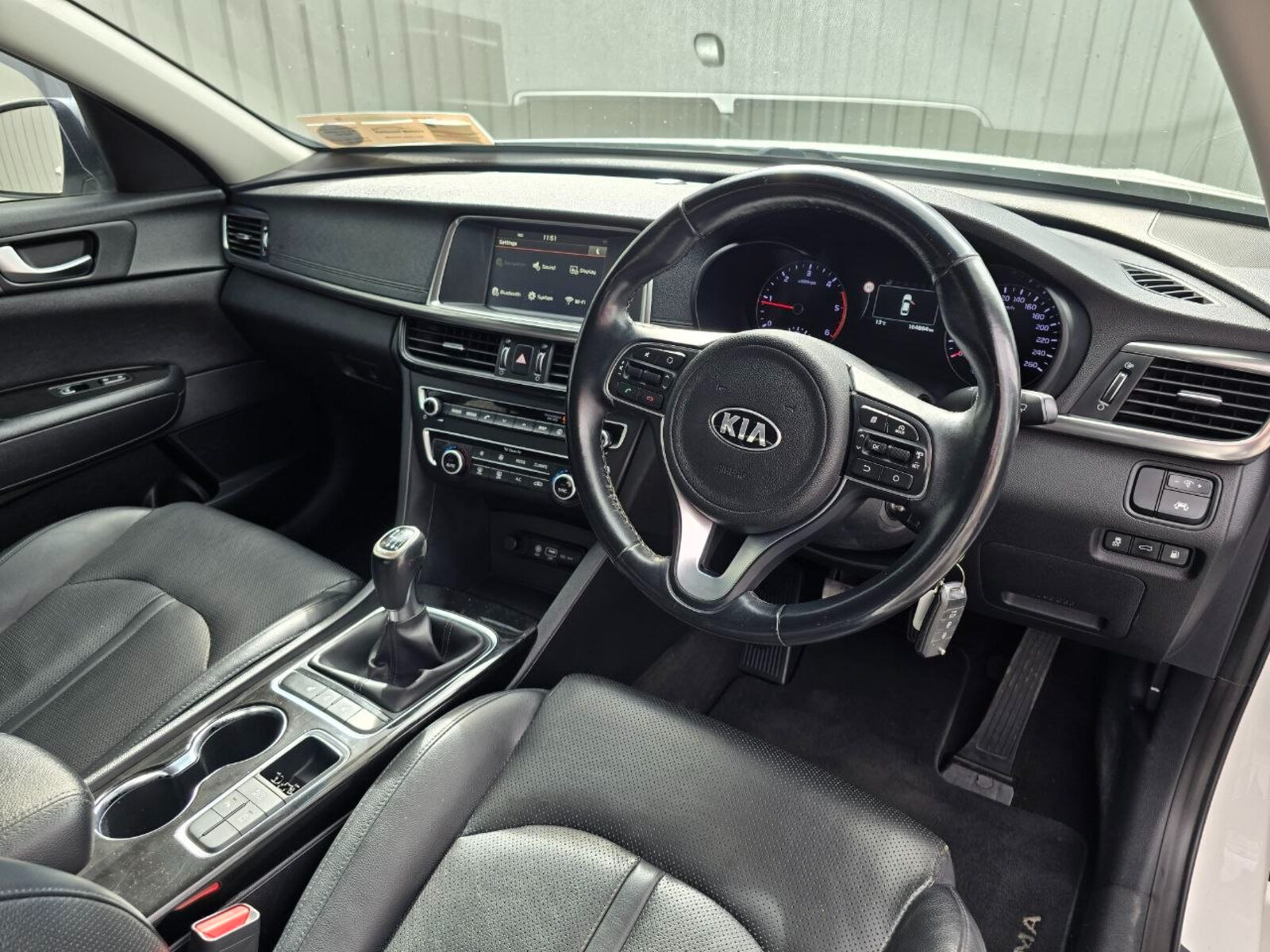 2016 Kia Optima 1.7 D Platinum - Image 10