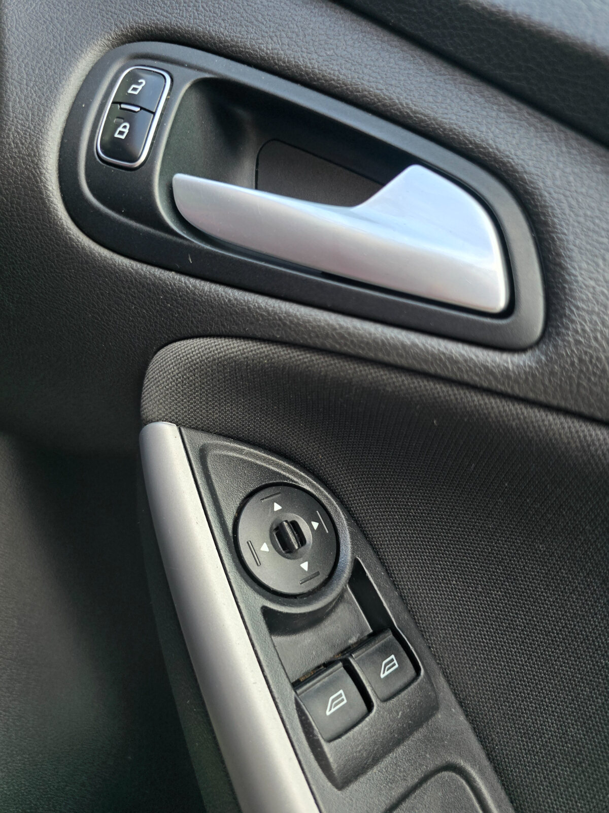 2017 Ford Focus 1.5 TDCi - Image 18