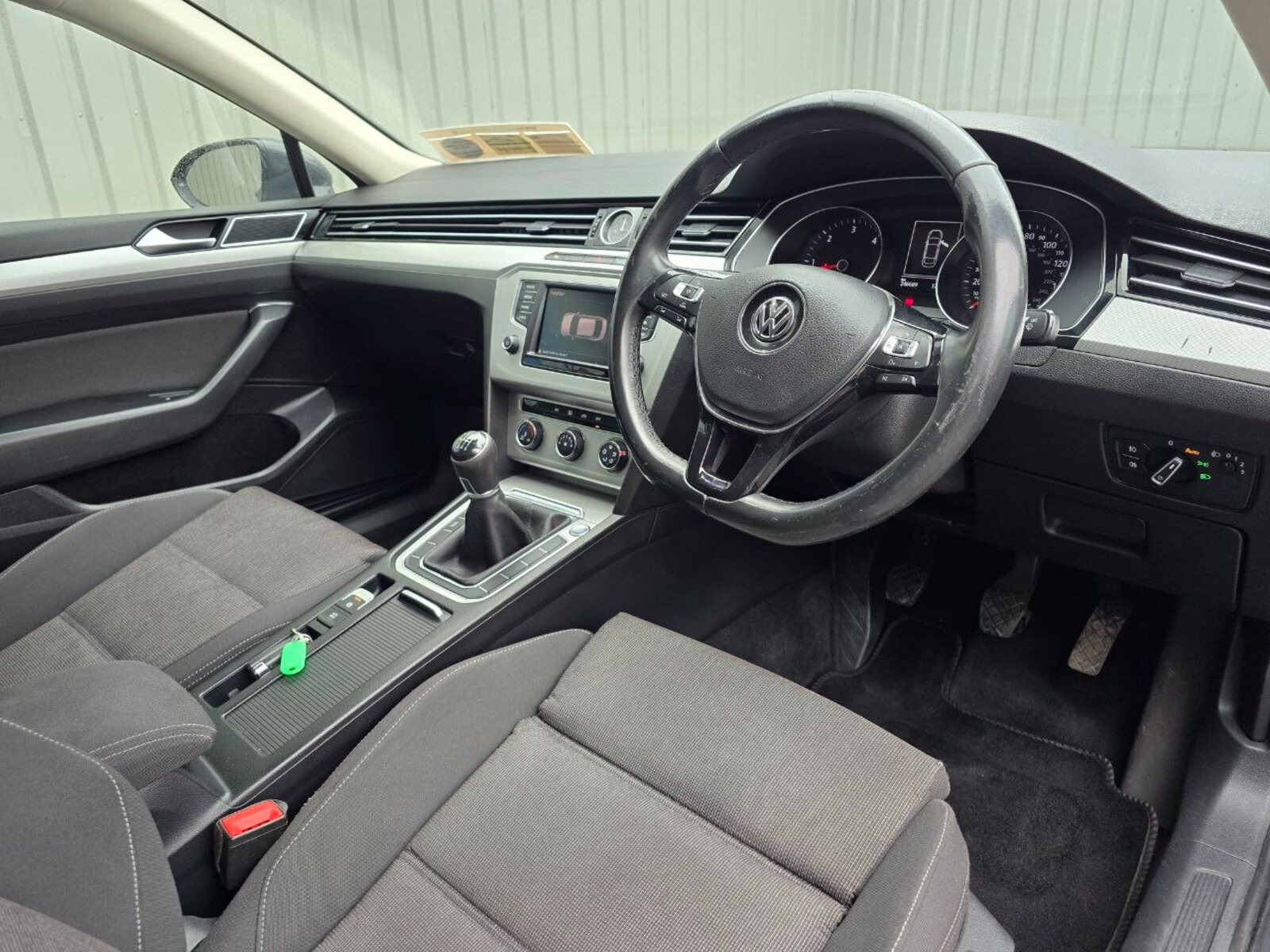 2017 Volkswagen Passat 2.0 TDI Comfortline - Image 11