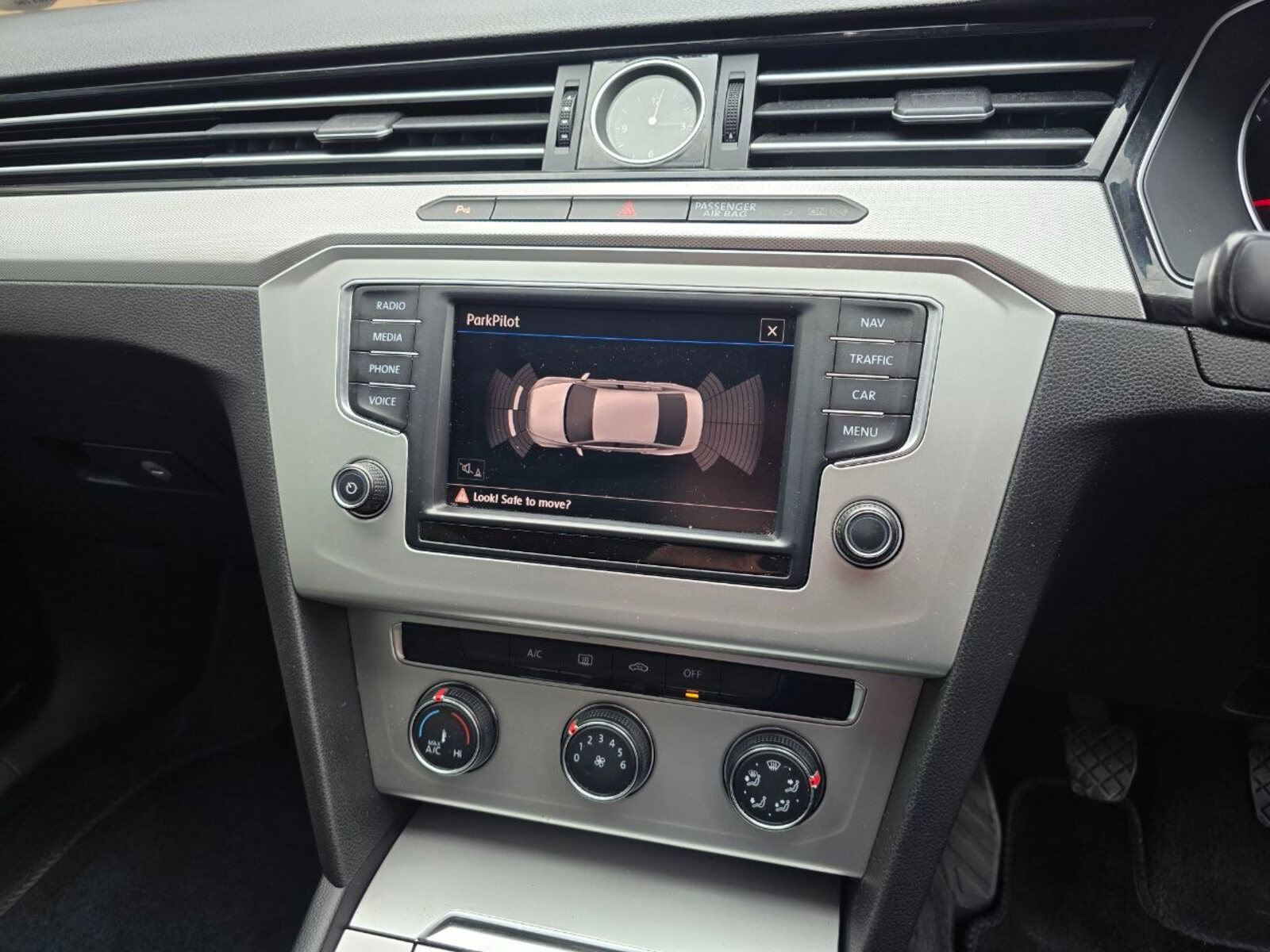 2017 Volkswagen Passat 2.0 TDI Comfortline - Image 14