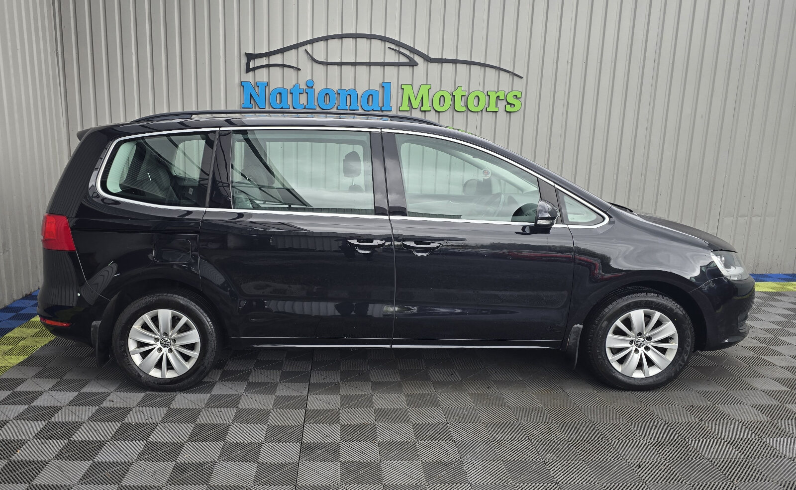 2015 Volkswagen Sharan 2.0TDI - Image 2