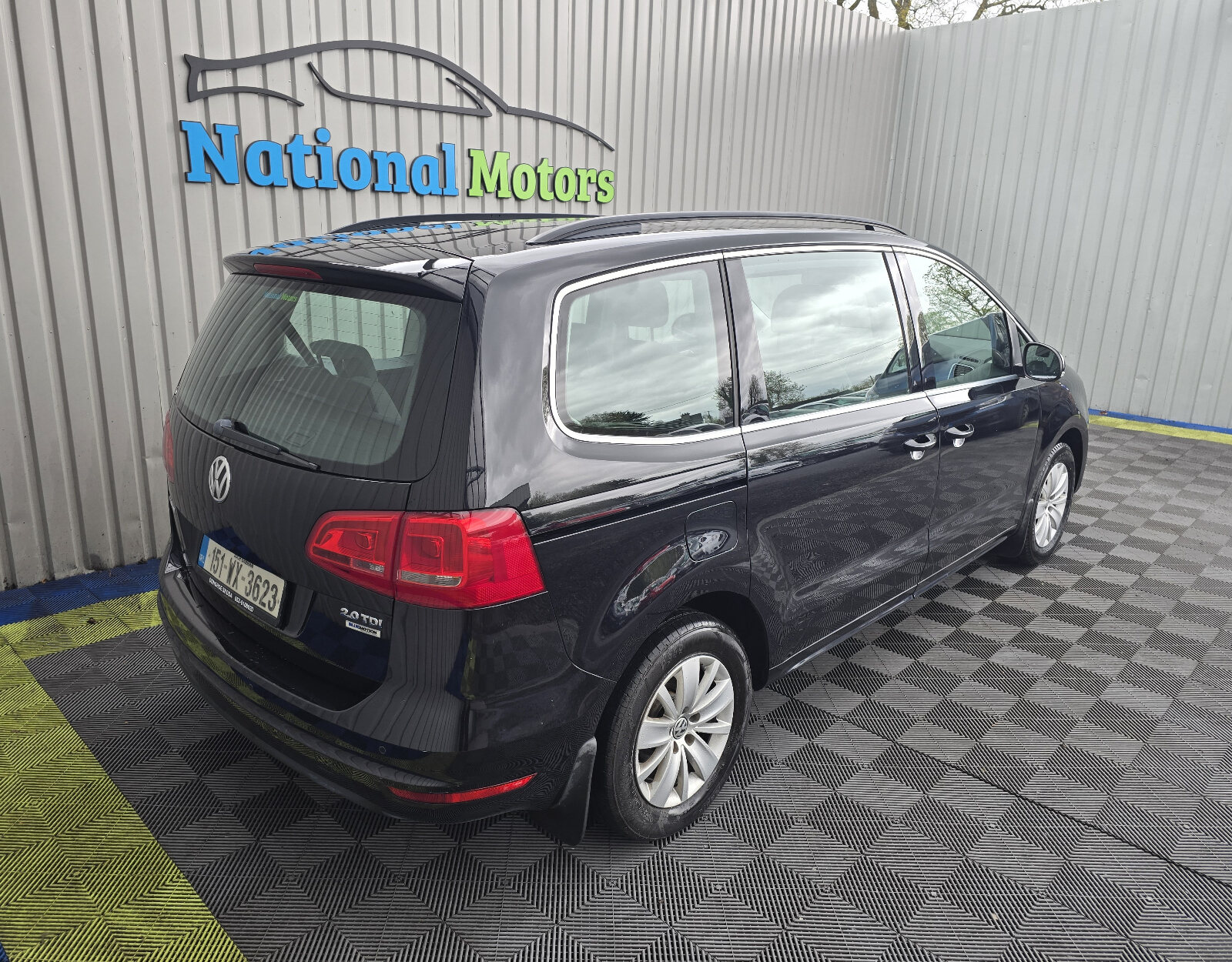 2015 Volkswagen Sharan 2.0TDI - Image 3