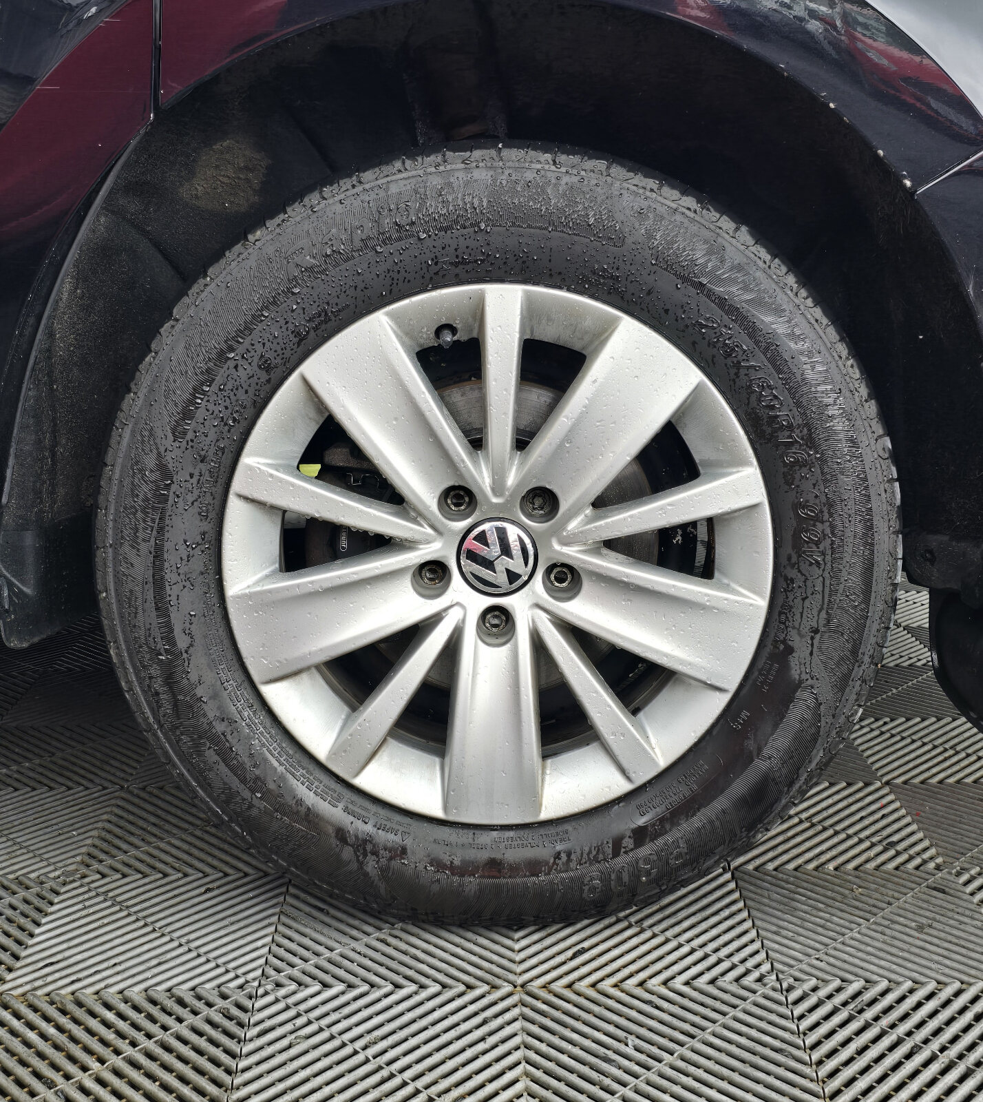 2015 Volkswagen Sharan 2.0TDI - Image 9