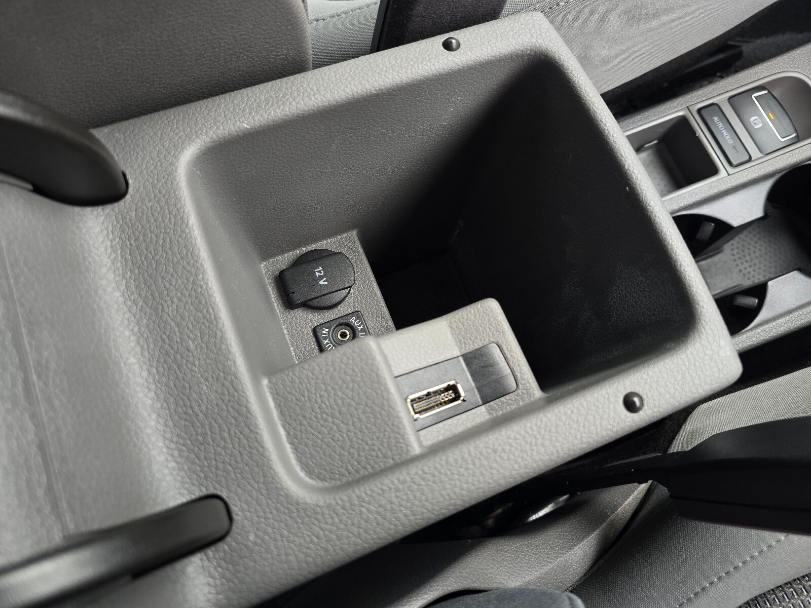 2015 Volkswagen Sharan 2.0TDI - Image 13