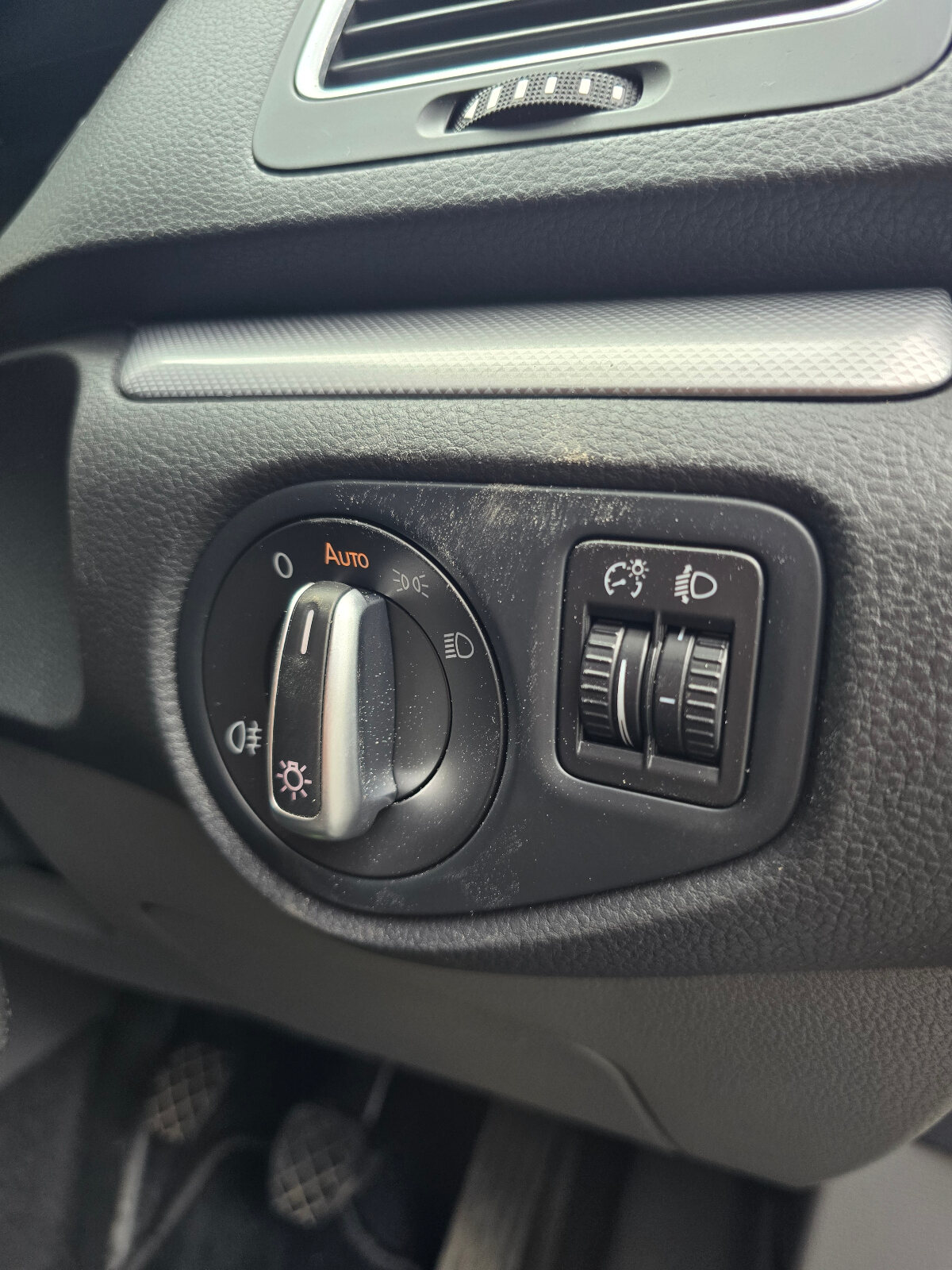 2015 Volkswagen Sharan 2.0TDI - Image 18