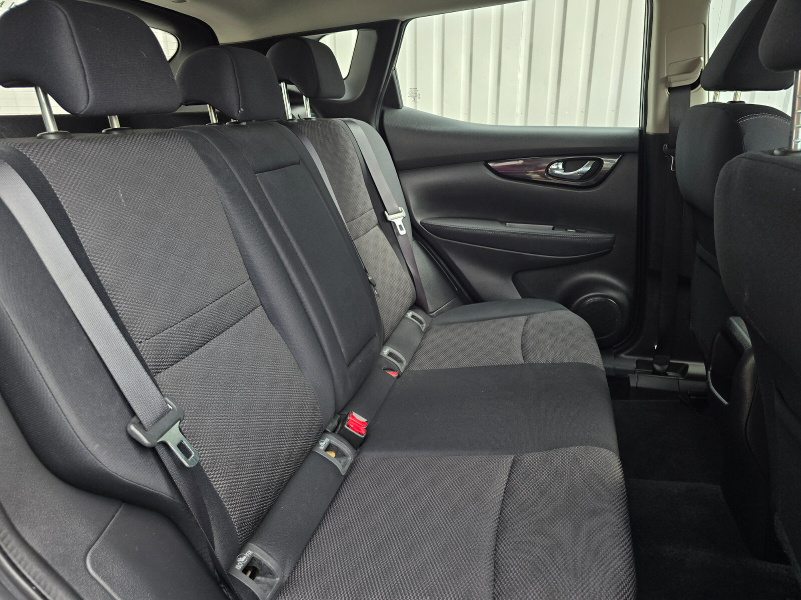 2014 Nissan Qashqai 1.2 PETROL SV - Image 19