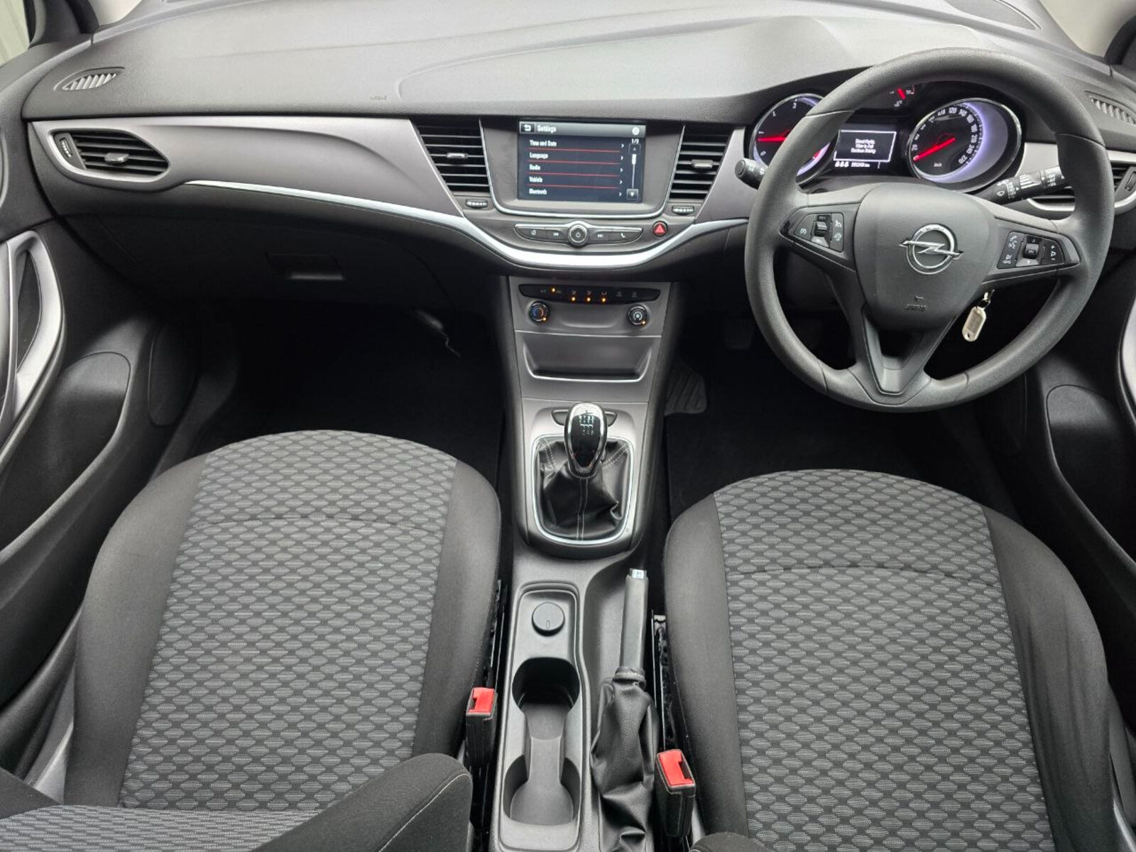 2016 Opel Astra 1.6CDTi 110PHP SC - Image 10
