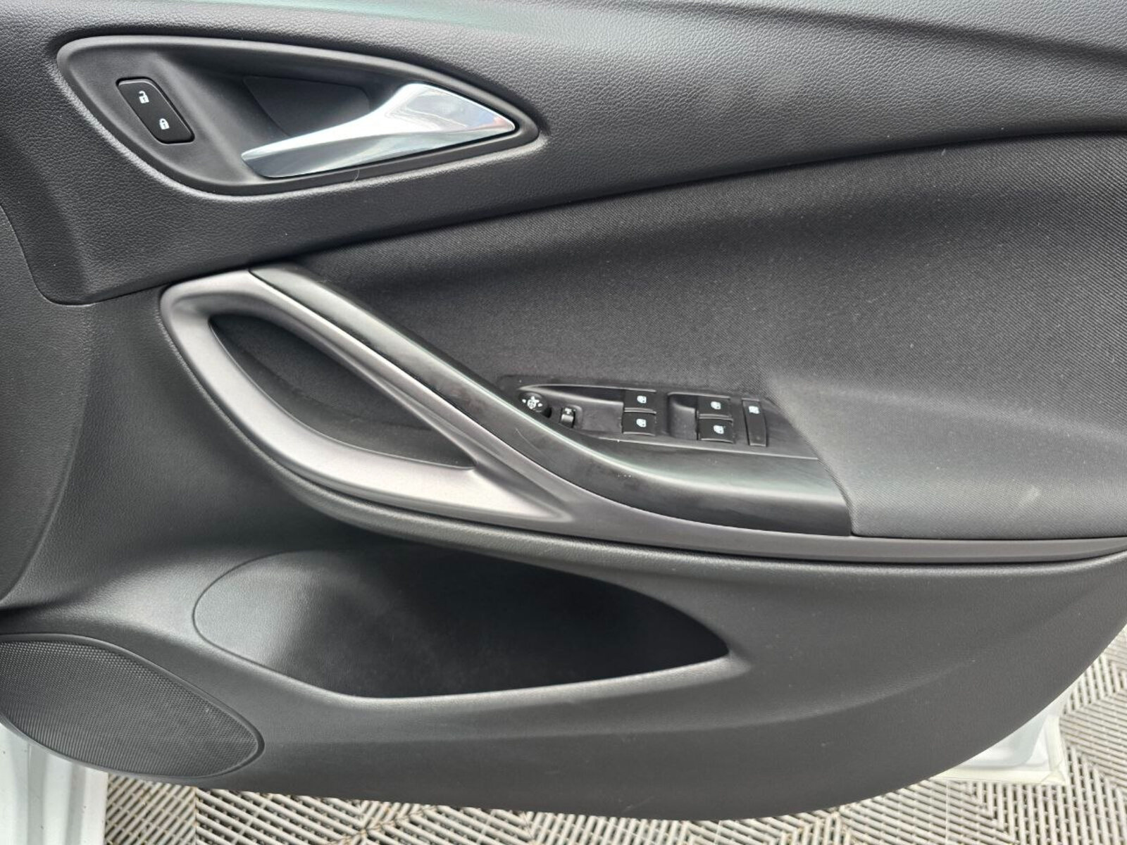 2016 Opel Astra 1.6CDTi 110PHP SC - Image 15