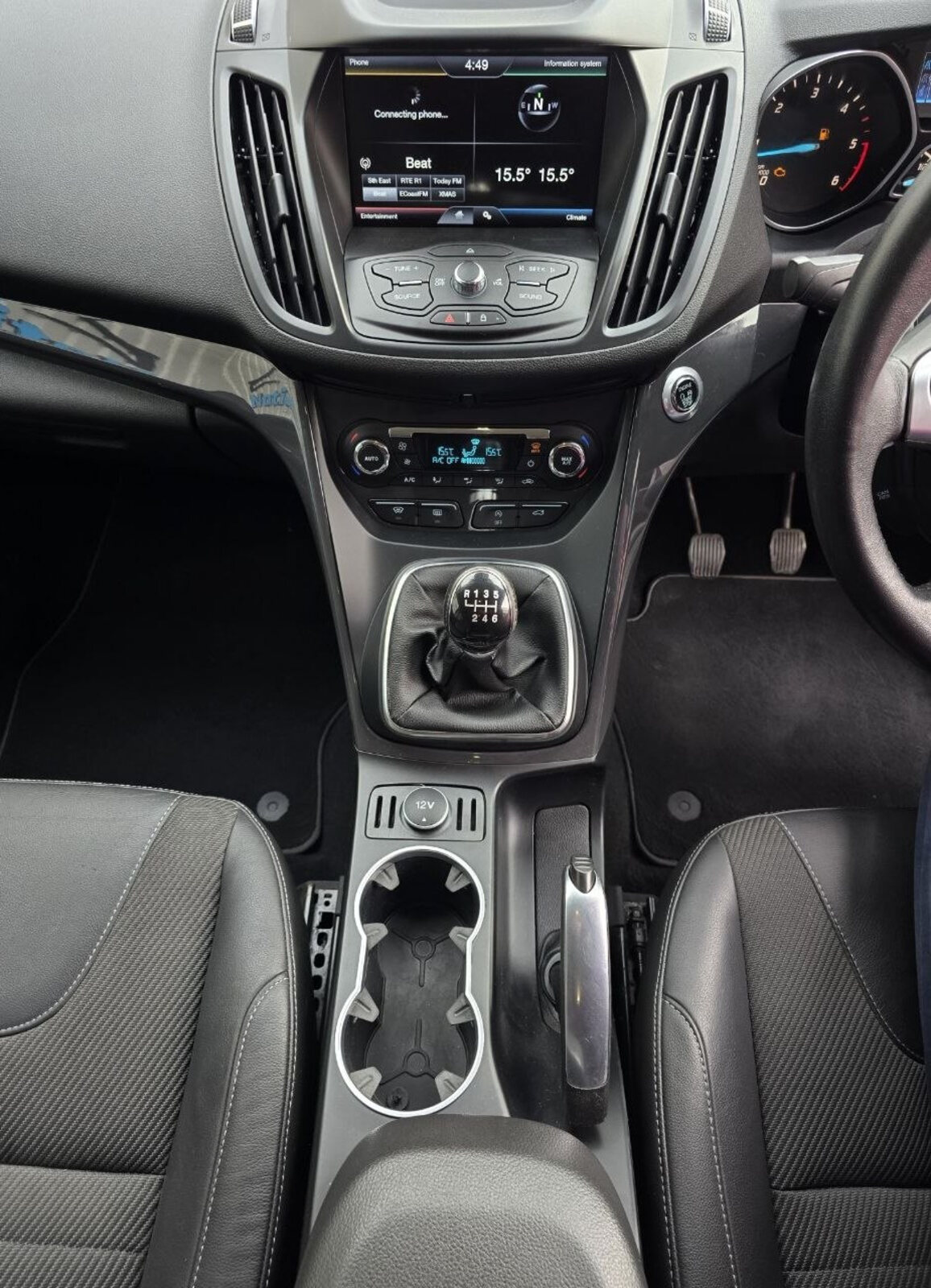 2016 Ford Kuga 2.0TDCI 120HP Titanium - Image 10