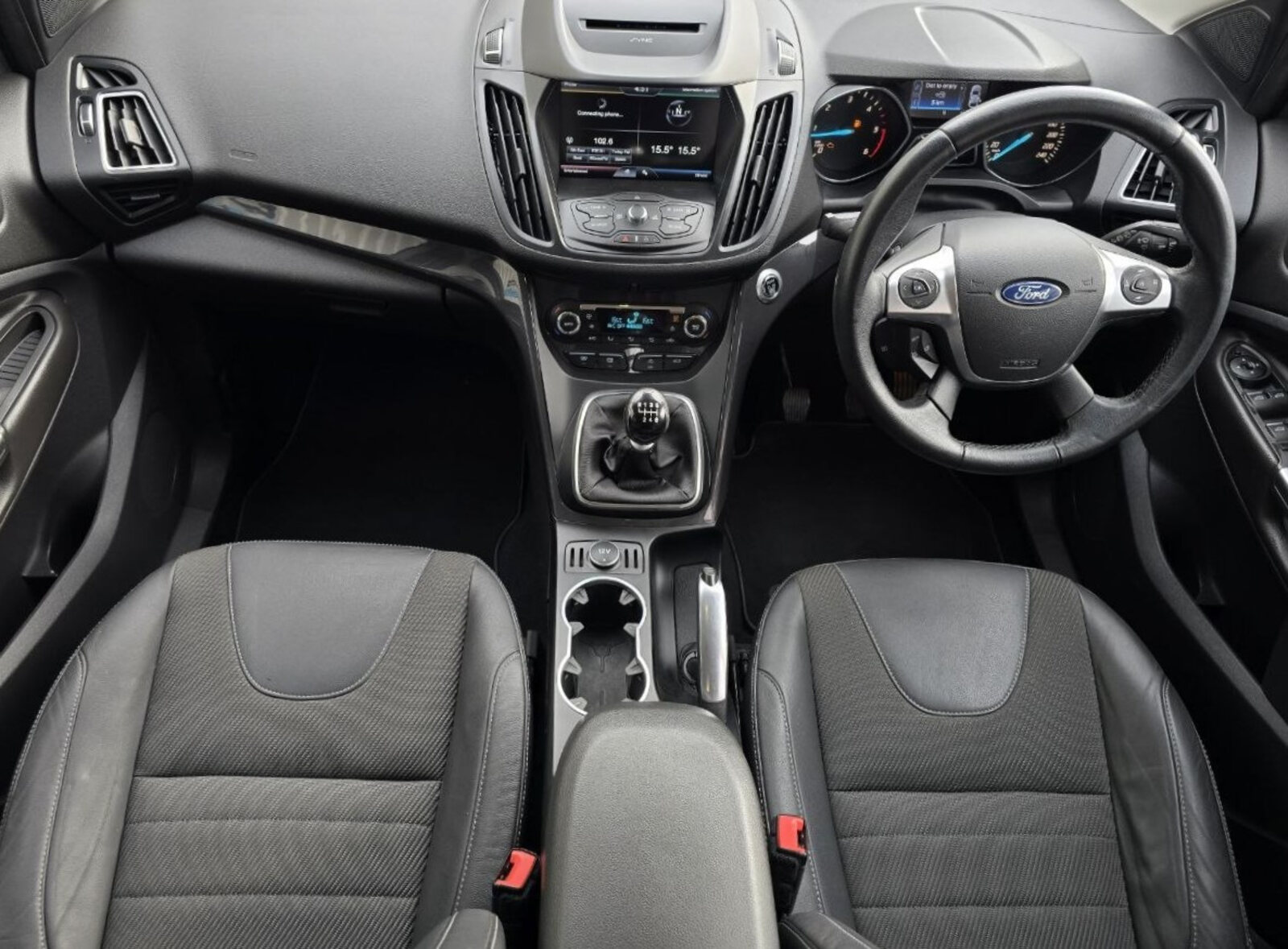 2016 Ford Kuga 2.0TDCI 120HP Titanium - Image 11