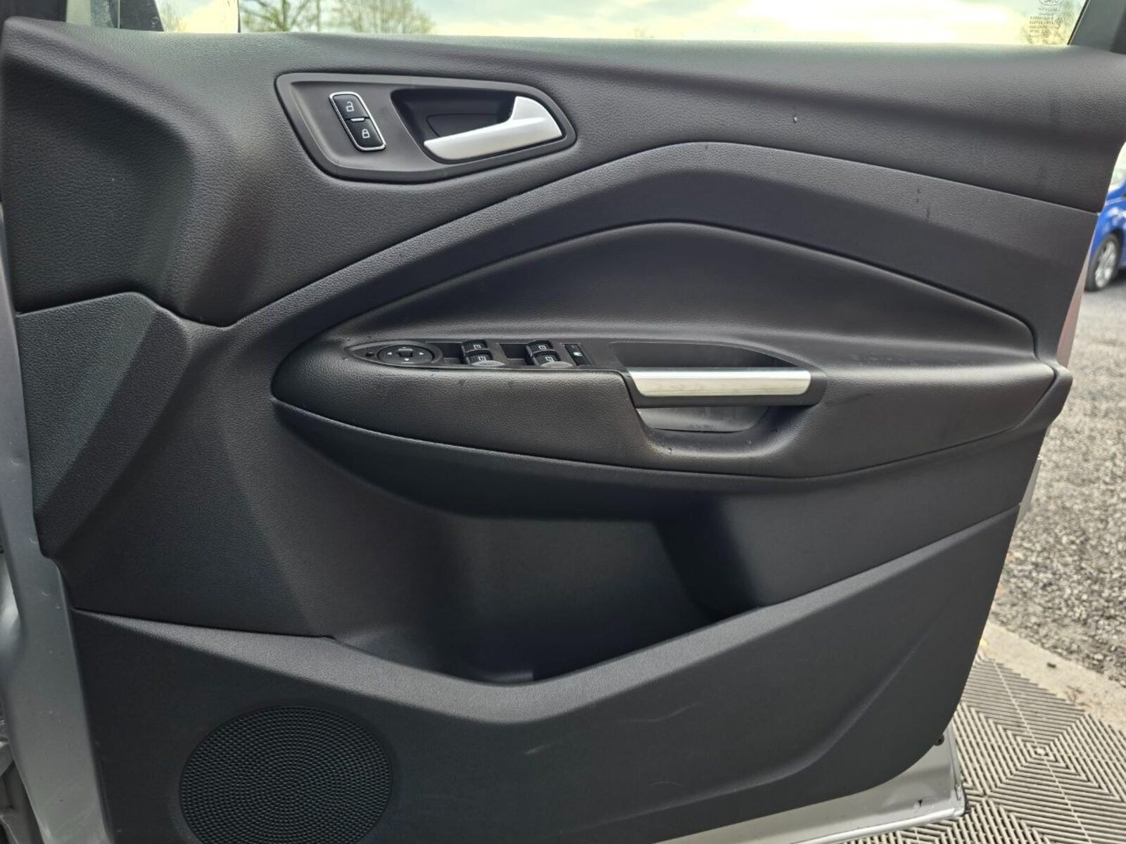 2016 Ford Kuga 2.0TDCI 120HP Titanium - Image 16