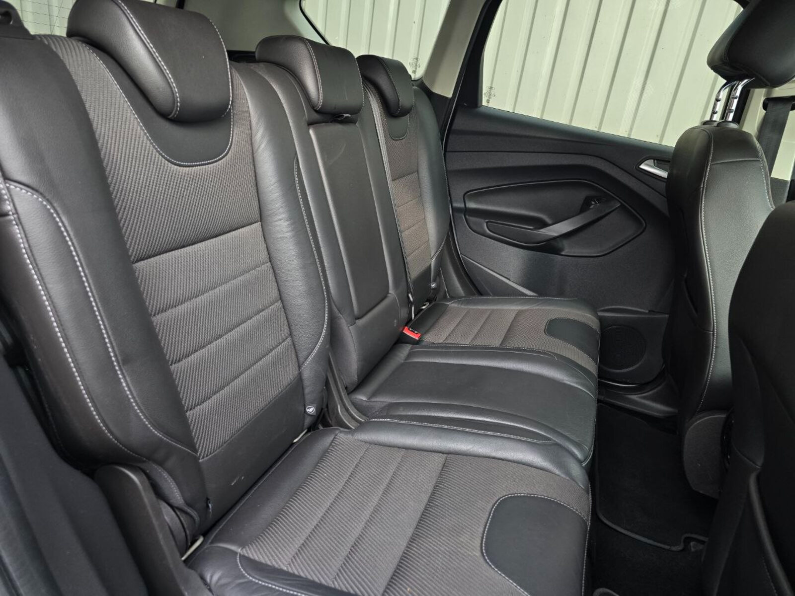 2016 Ford Kuga 2.0TDCI 120HP Titanium - Image 18