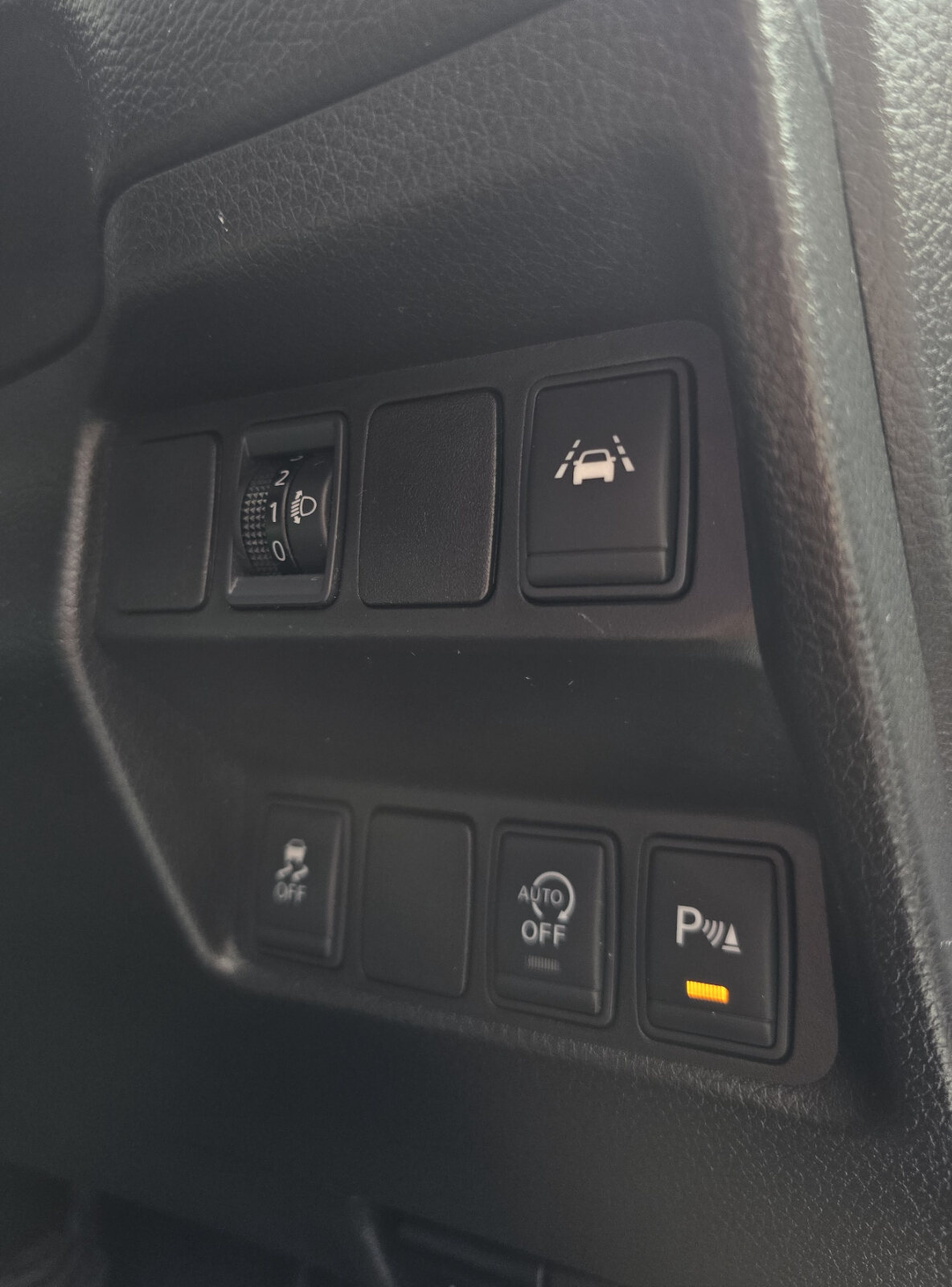 2016 Nissan Qashqai 1.5 DSL - Image 17