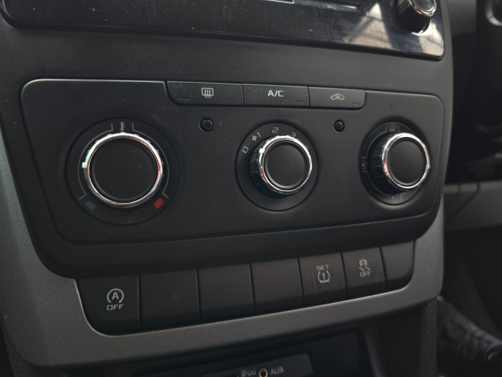 2017 Skoda Yeti ACTIVE 2.0TDI - Image 16