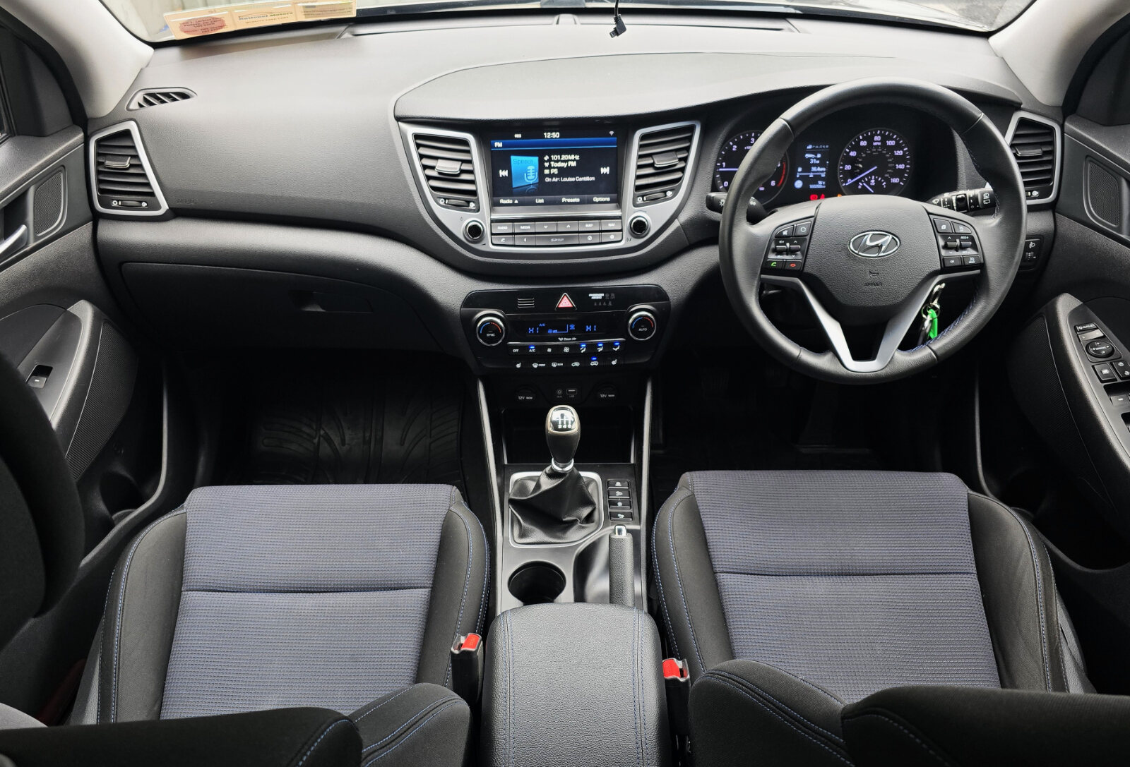 2017 Hyundai Tucson 1.7 D Premium - Image 10