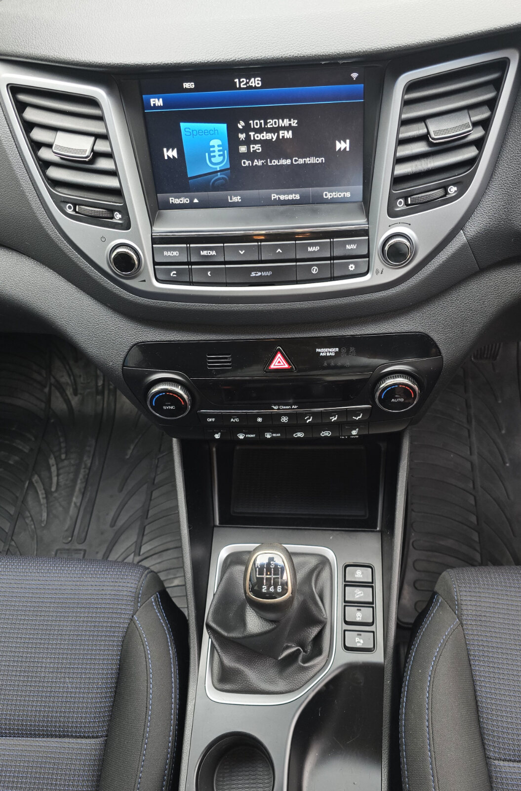 2017 Hyundai Tucson 1.7 D Premium - Image 12