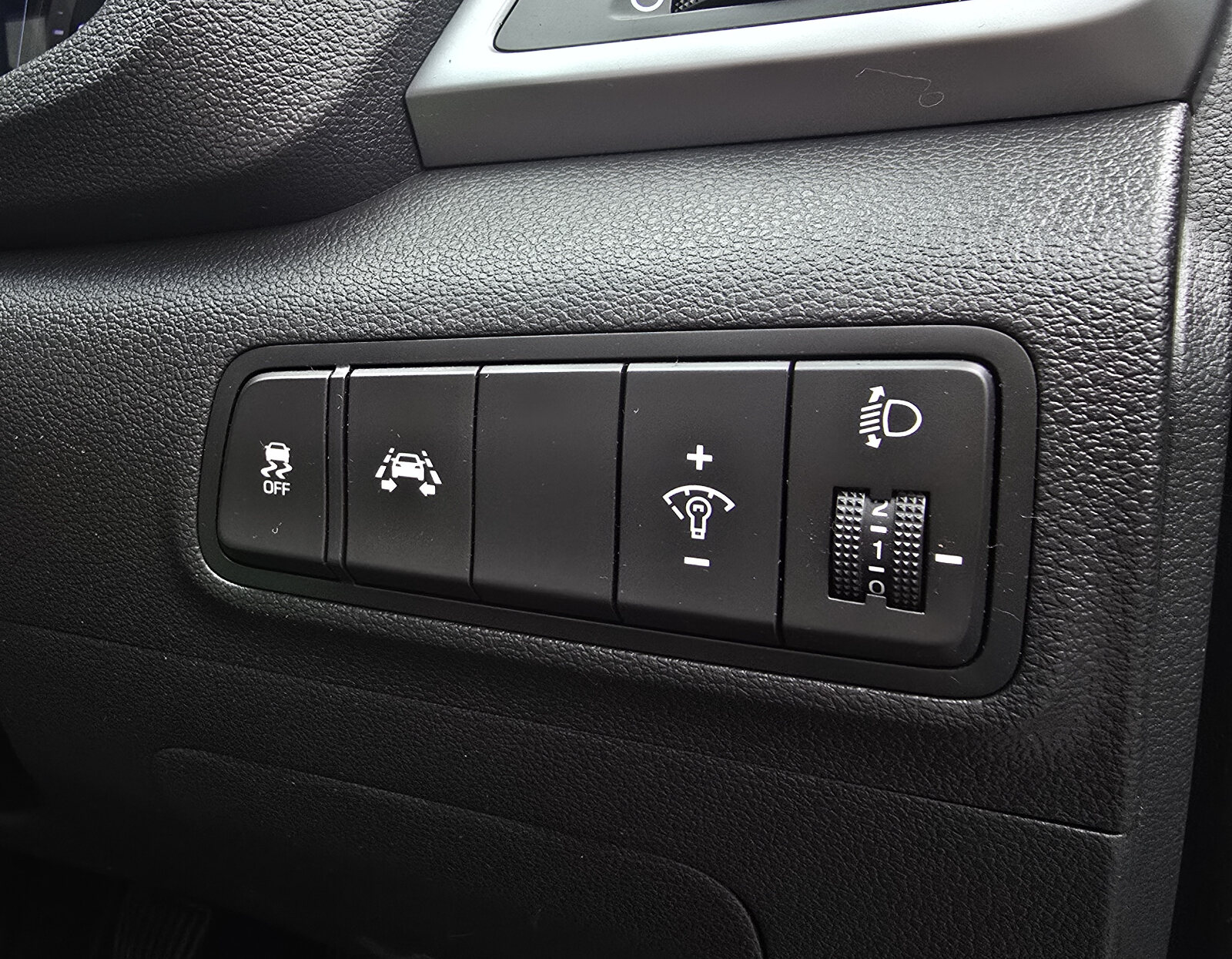 2017 Hyundai Tucson 1.7 D Premium - Image 17