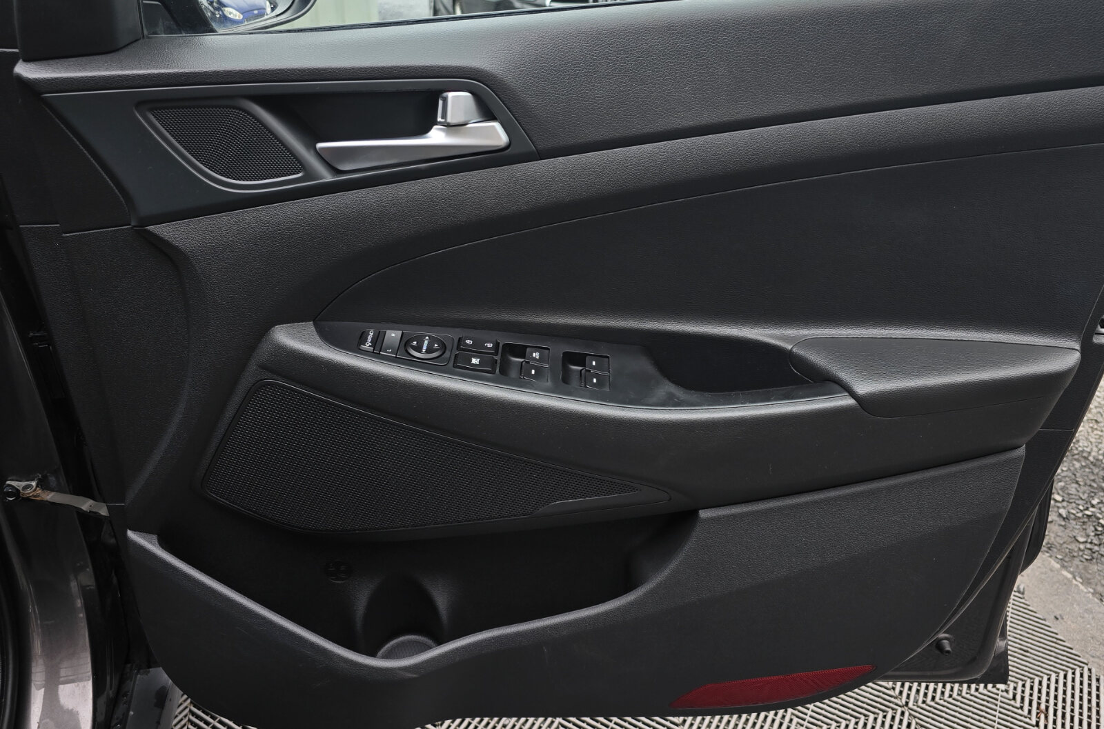 2017 Hyundai Tucson 1.7 D Premium - Image 18