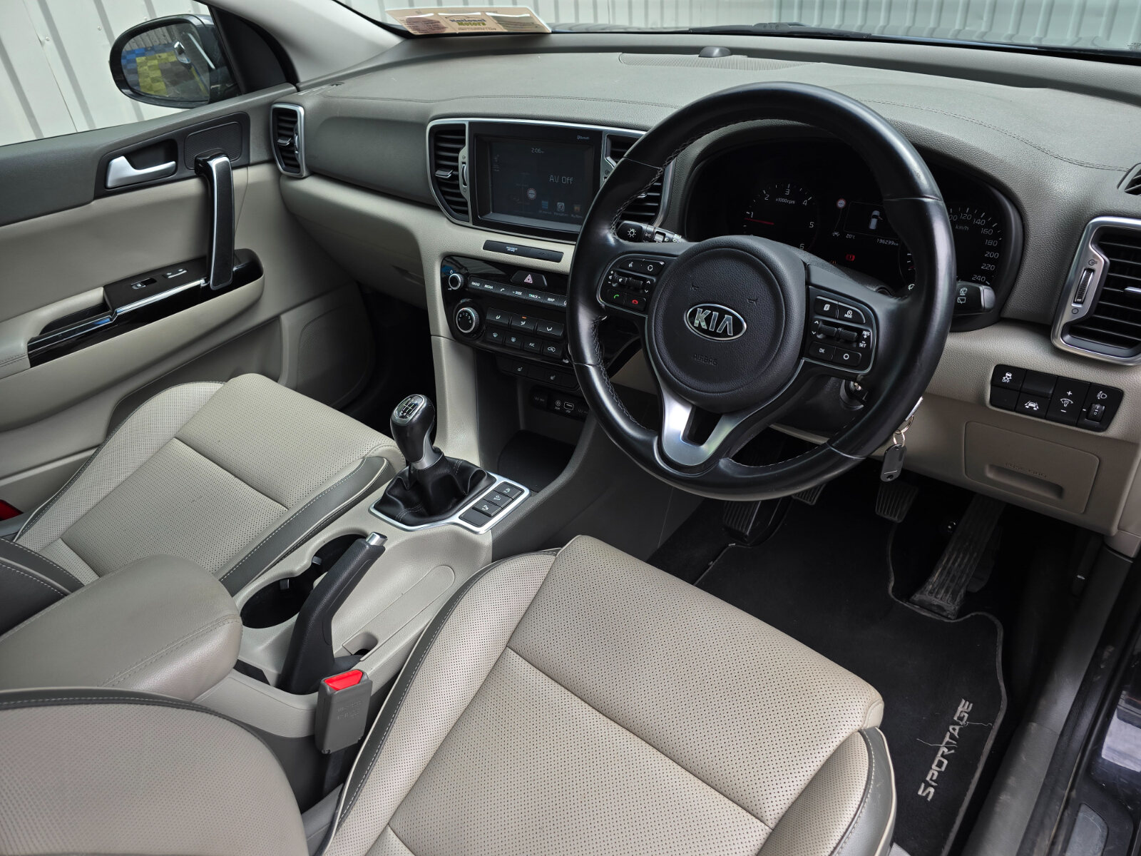 2018 Kia Sportage 1.7 PLATINUM S - Image 12