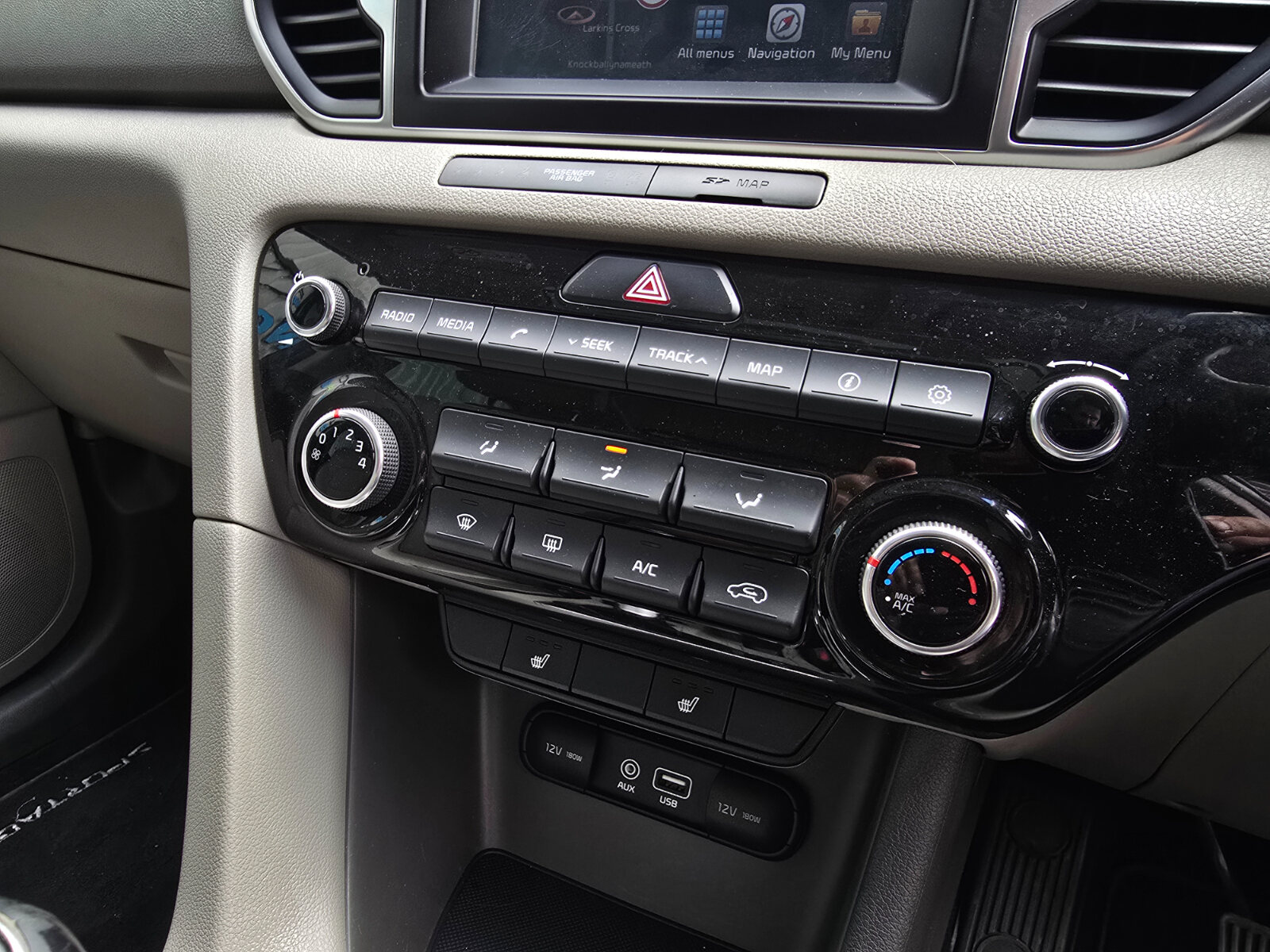 2018 Kia Sportage 1.7 PLATINUM S - Image 15